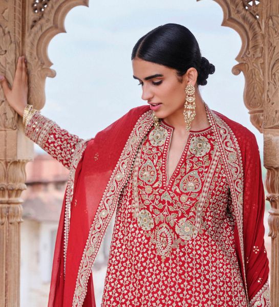 Resplendent Reds for Celebrations