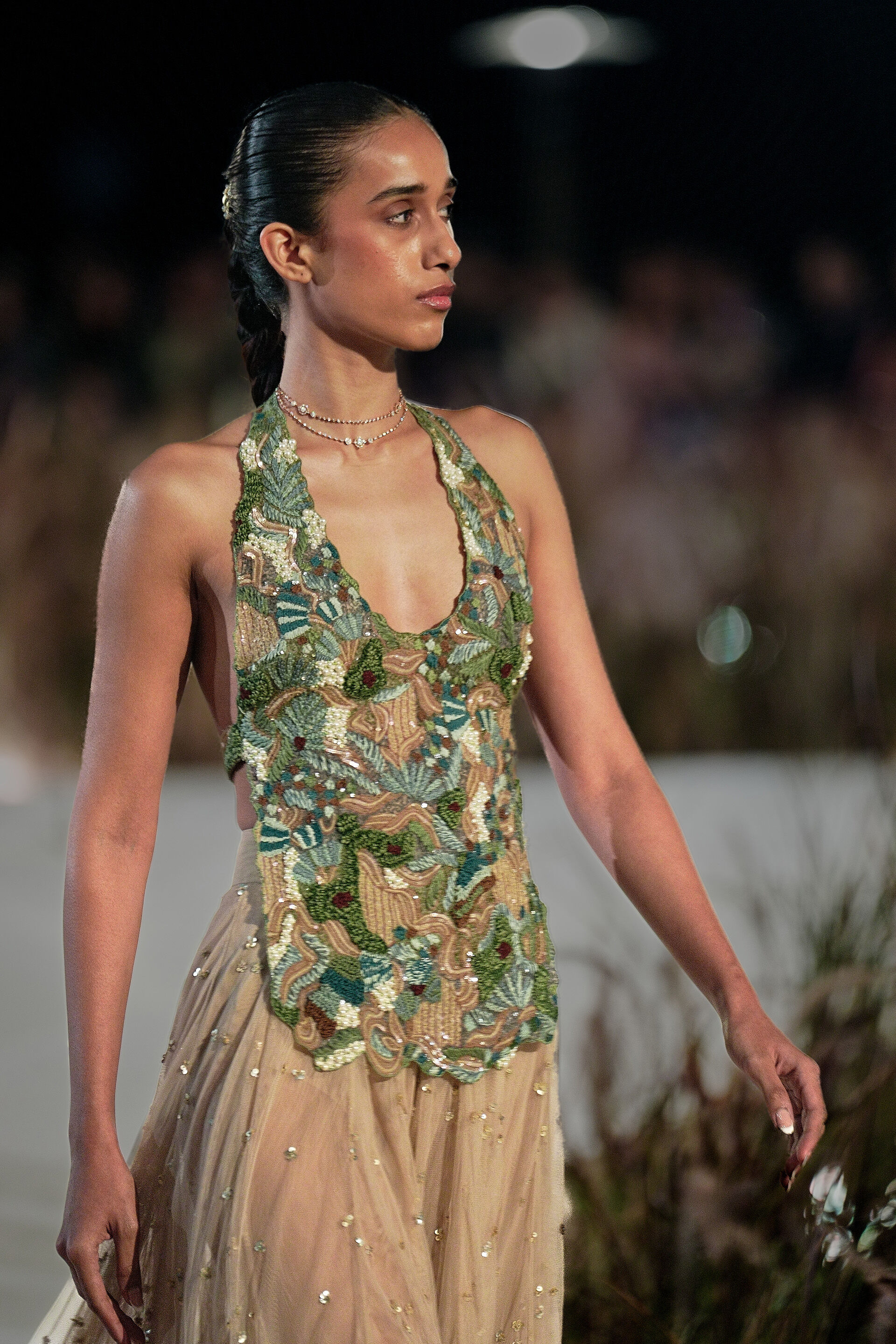 Avaris Embroidered Skirt Set - Beige