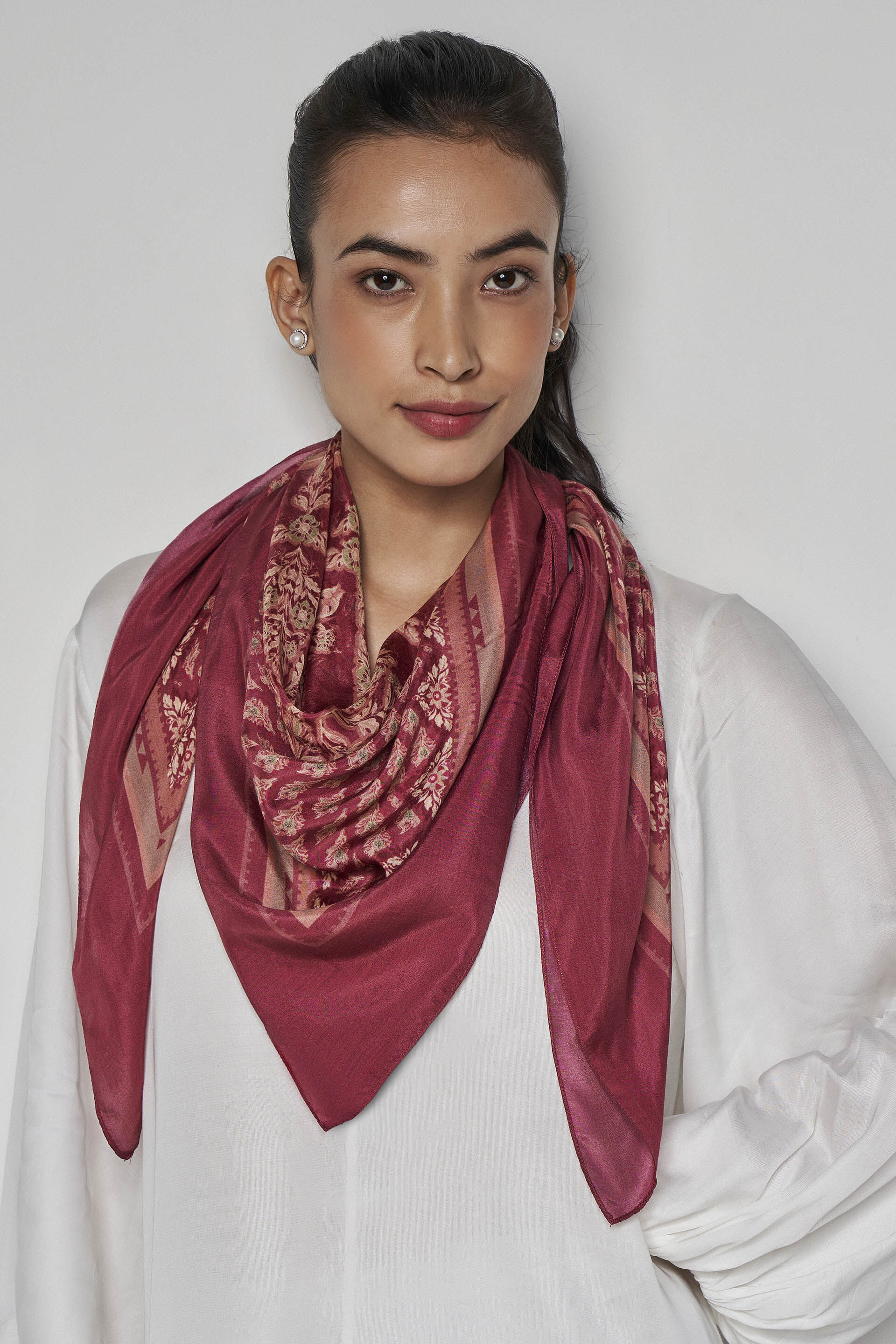 Wine scarf 2025