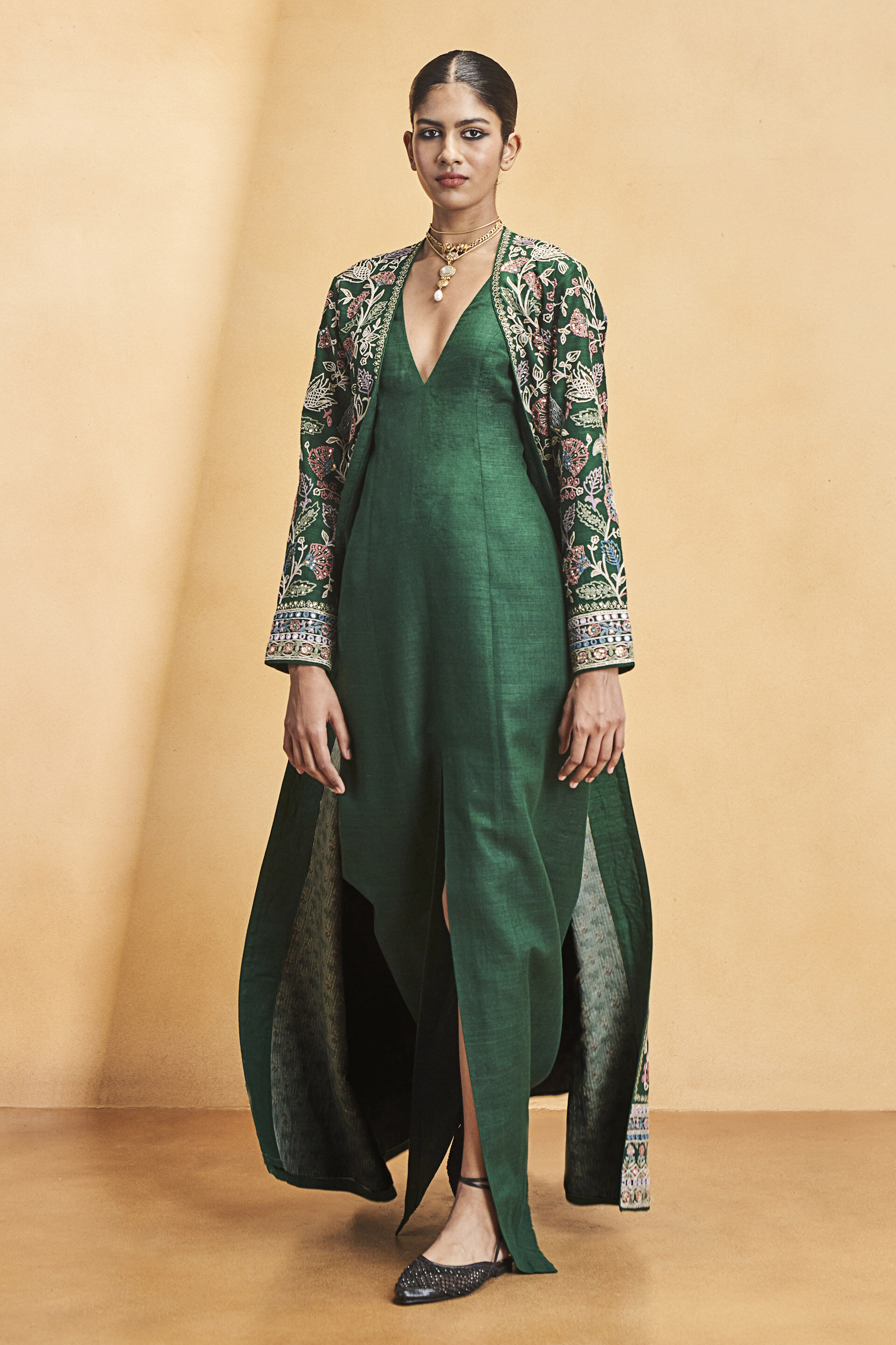 Blooming Wildforest SEWA Hand-embroidered Silk Jacket Set - Green
