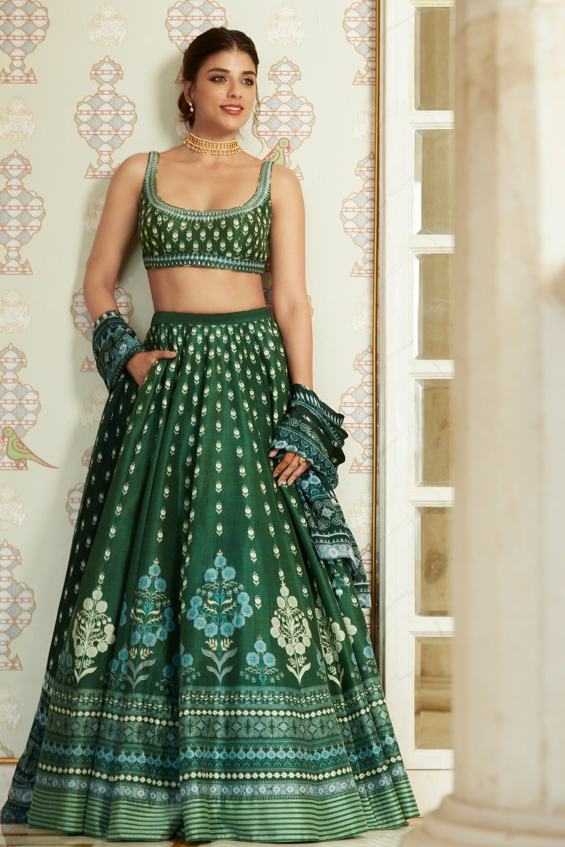 Anita dongre lehenga outlet