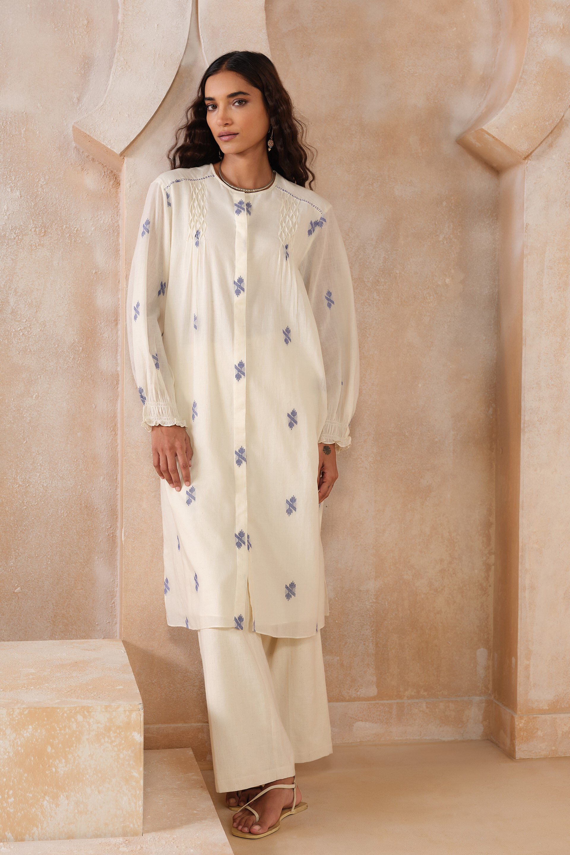 Frodo Handwoven Jamdani Kurta Set - Ivory