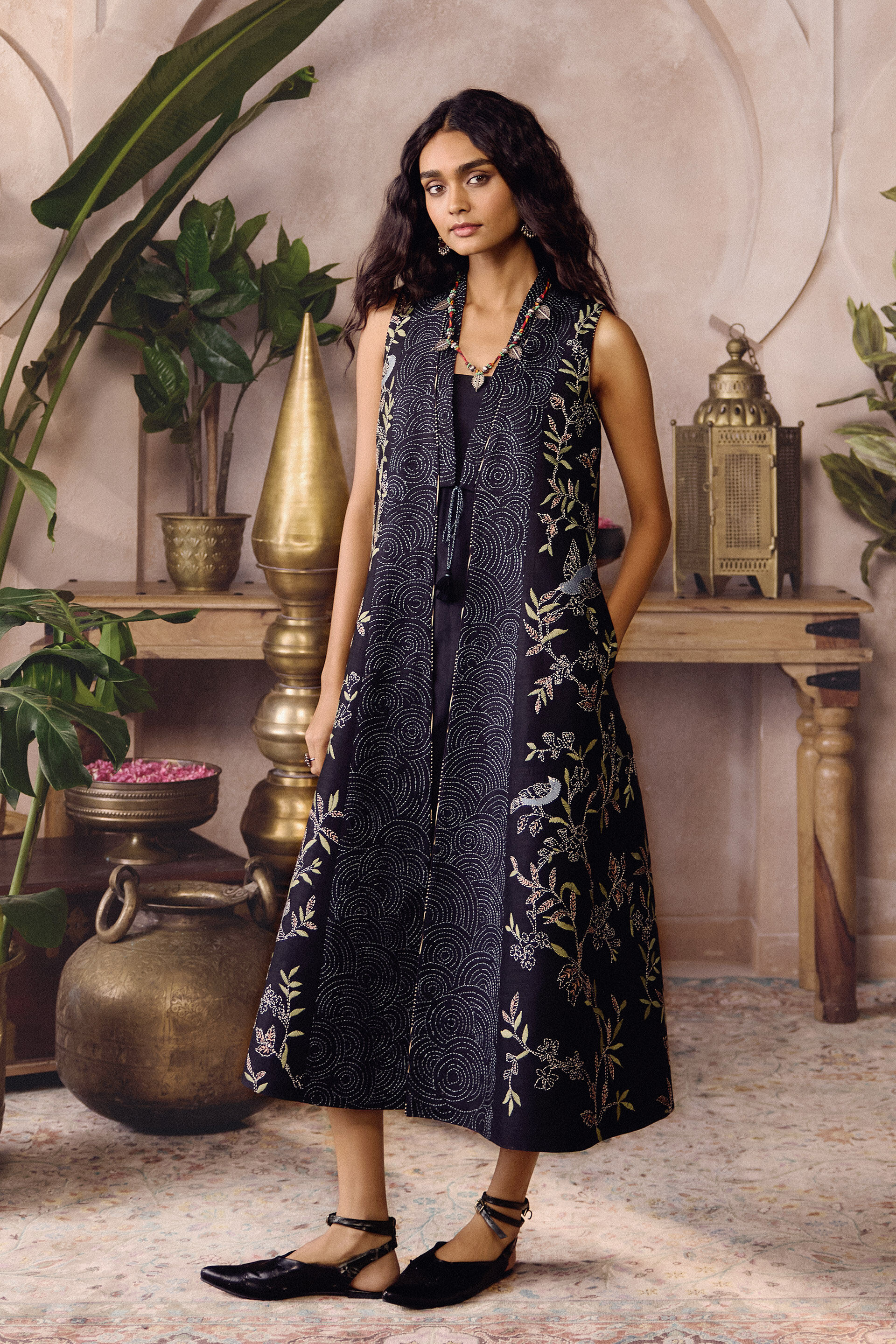 Nature's Trail Hand-embroidered Kantha Silk Jacket Set - Black, Black, image 3