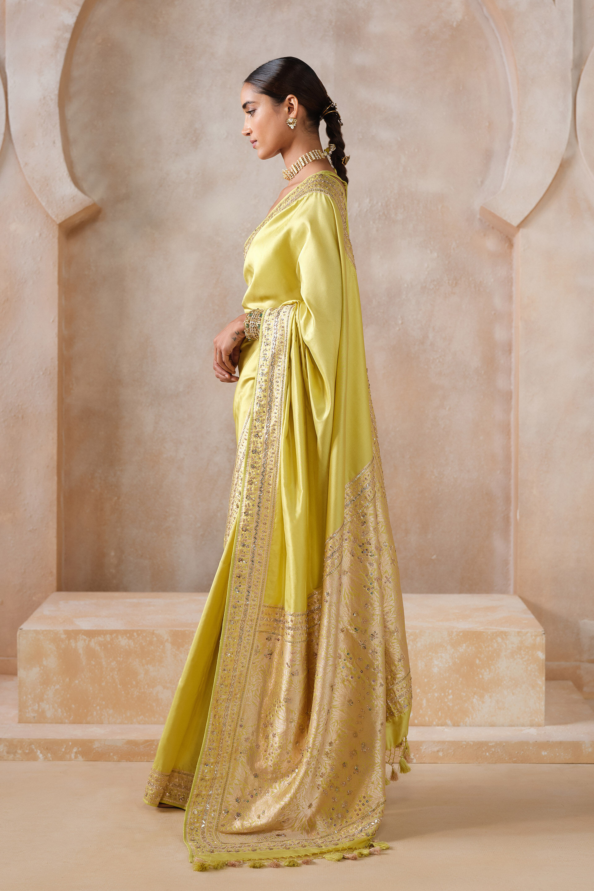 Sumarni Handwoven Benarasi Silk Saree - Lime, Lime, image 3