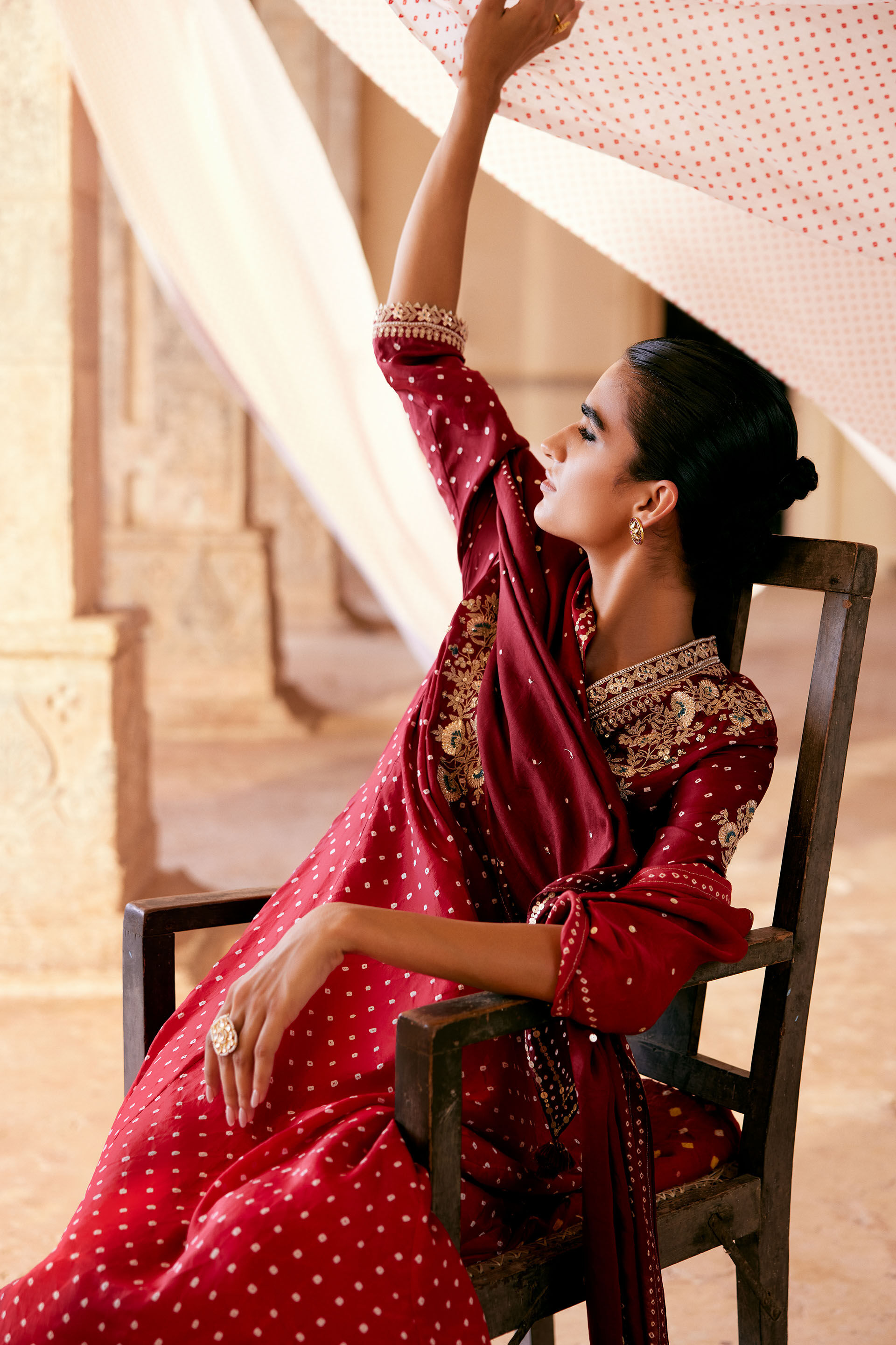 Buy Designer Scarves Stoles and Dupattas for Women Online Anita Dongre