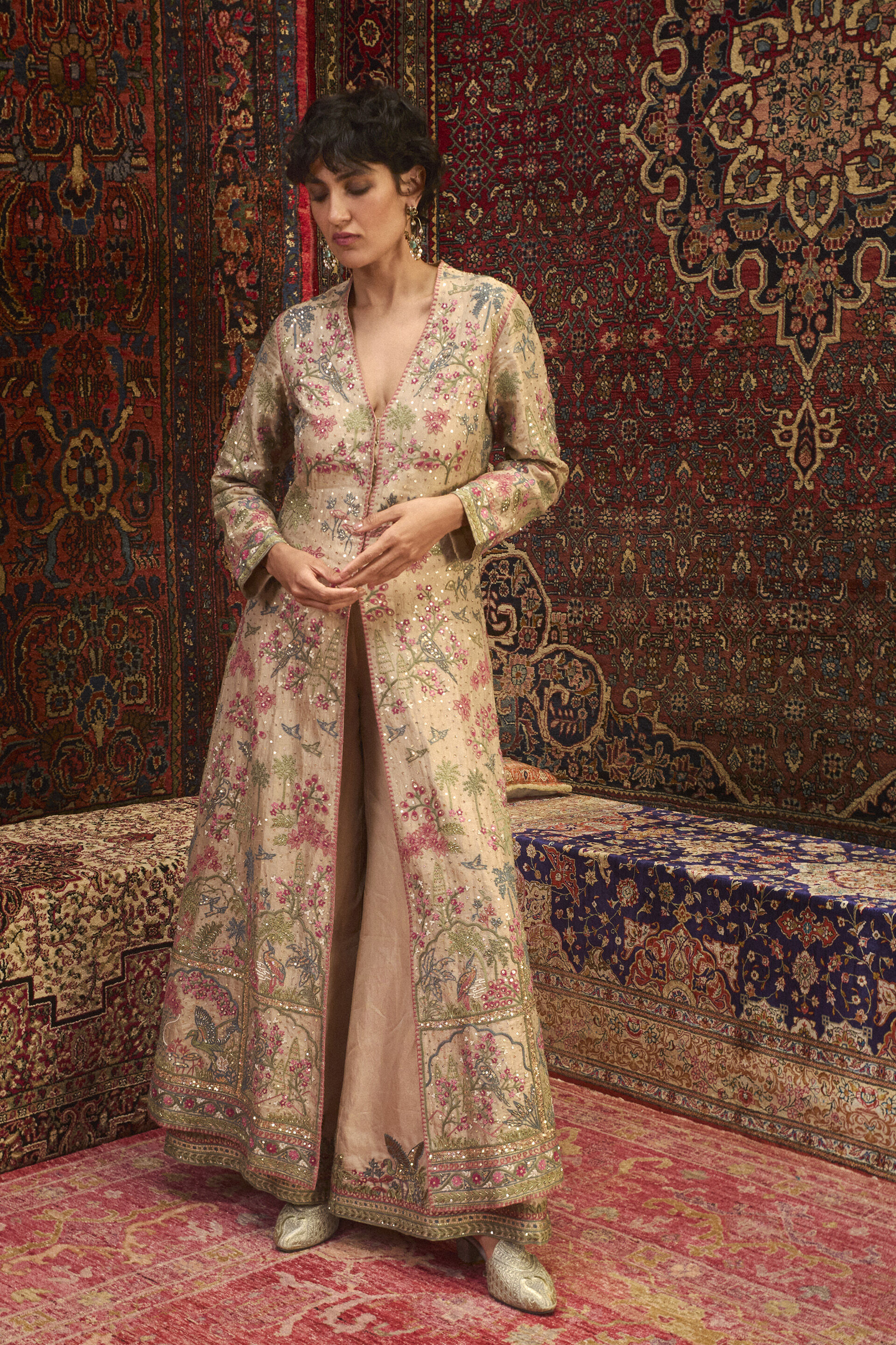 Sramana SEWA Hand-embroidered Jacket Set - Gold