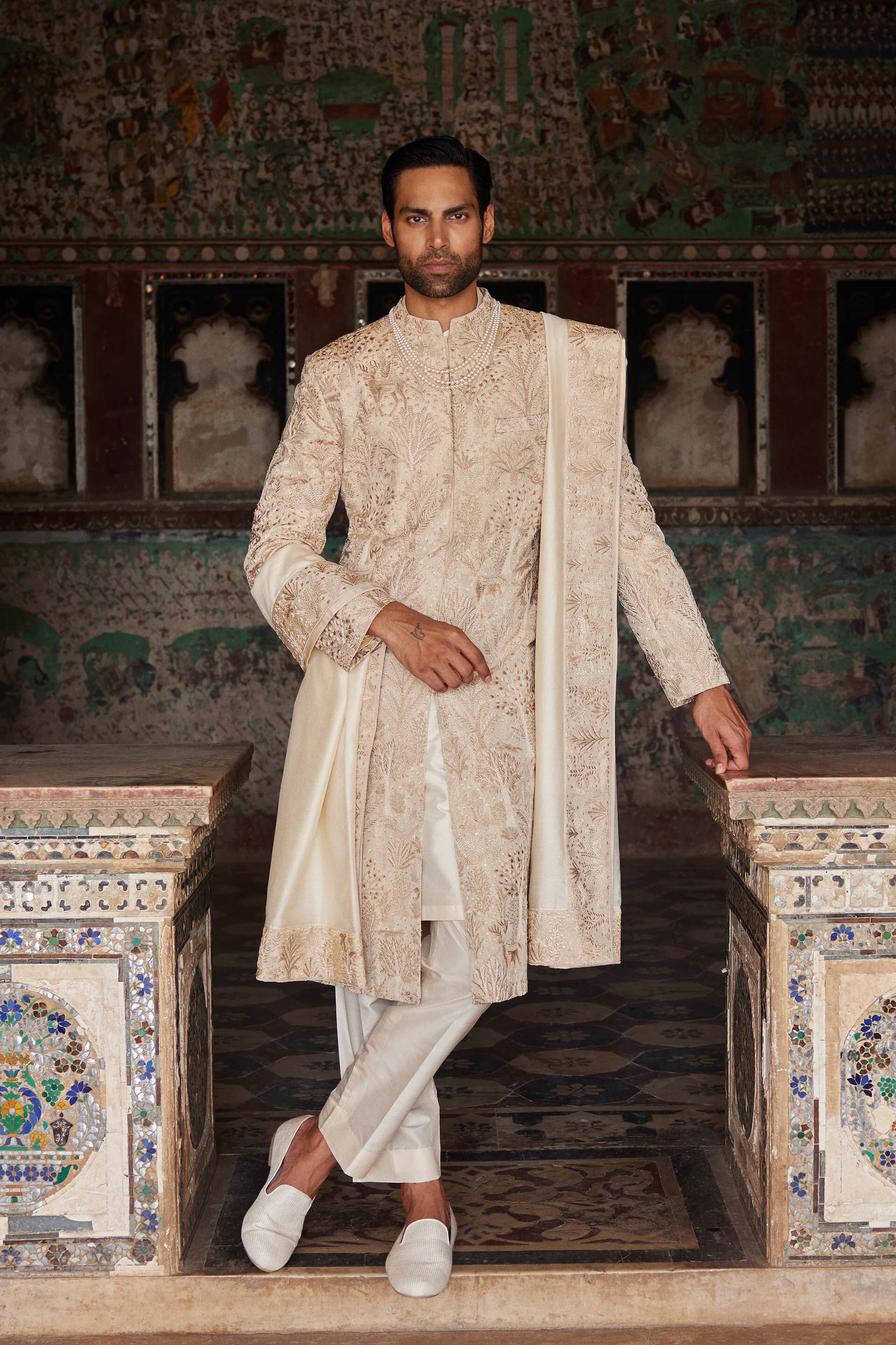 Aariz Embroidered Silk Dupatta - Gold