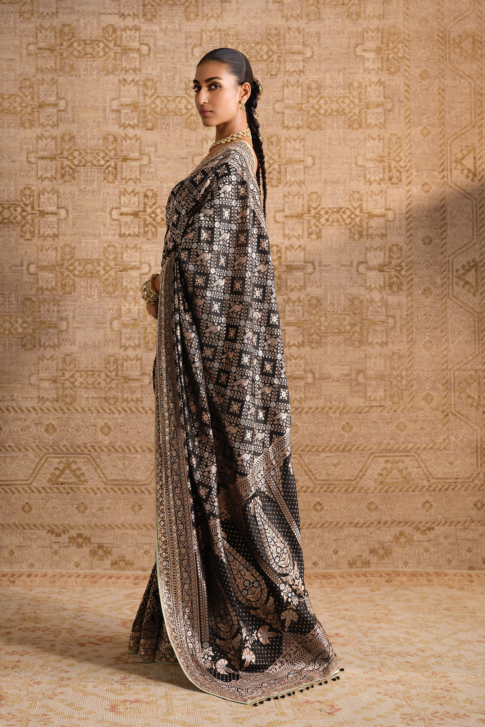 Nirjara Handwoven Benarasi Silk Saree - Black, Black, image 4