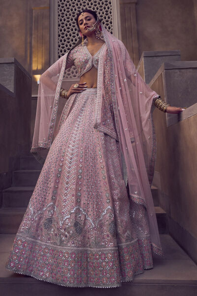 the Latest Fashion Trends for Indian Wedding Dresses