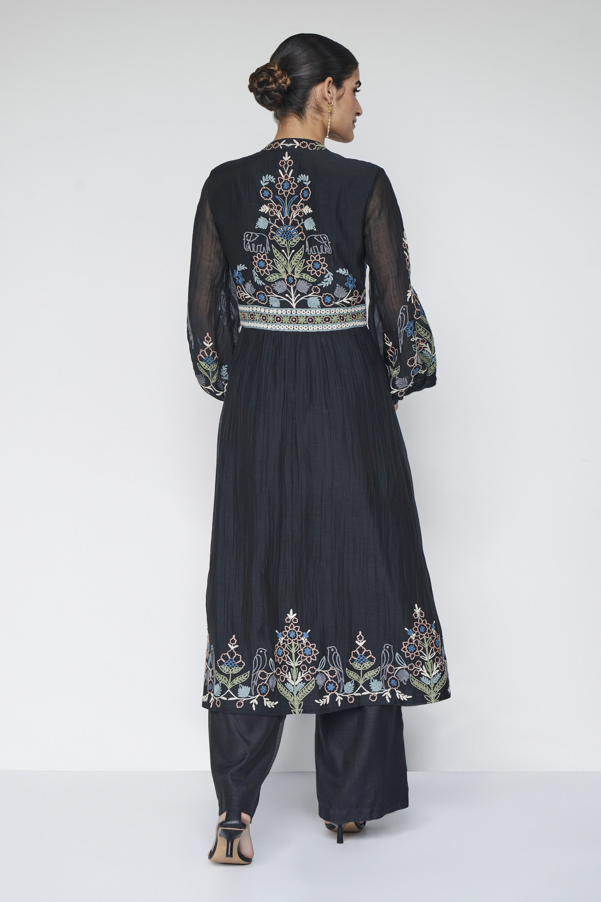 Anita dongre sale clearance online