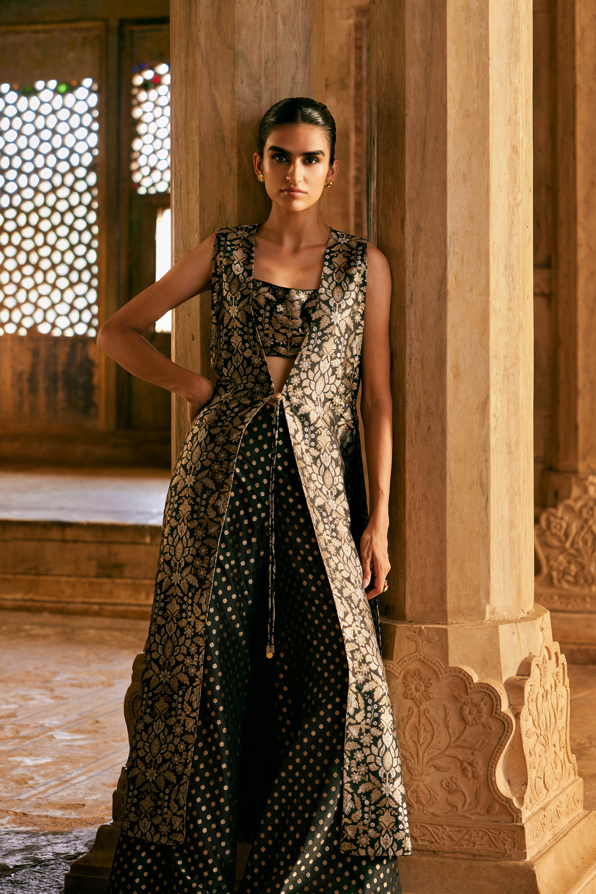 Kaashin Handwoven Benarasi Silk Tabard Set - Black, Black, image 3