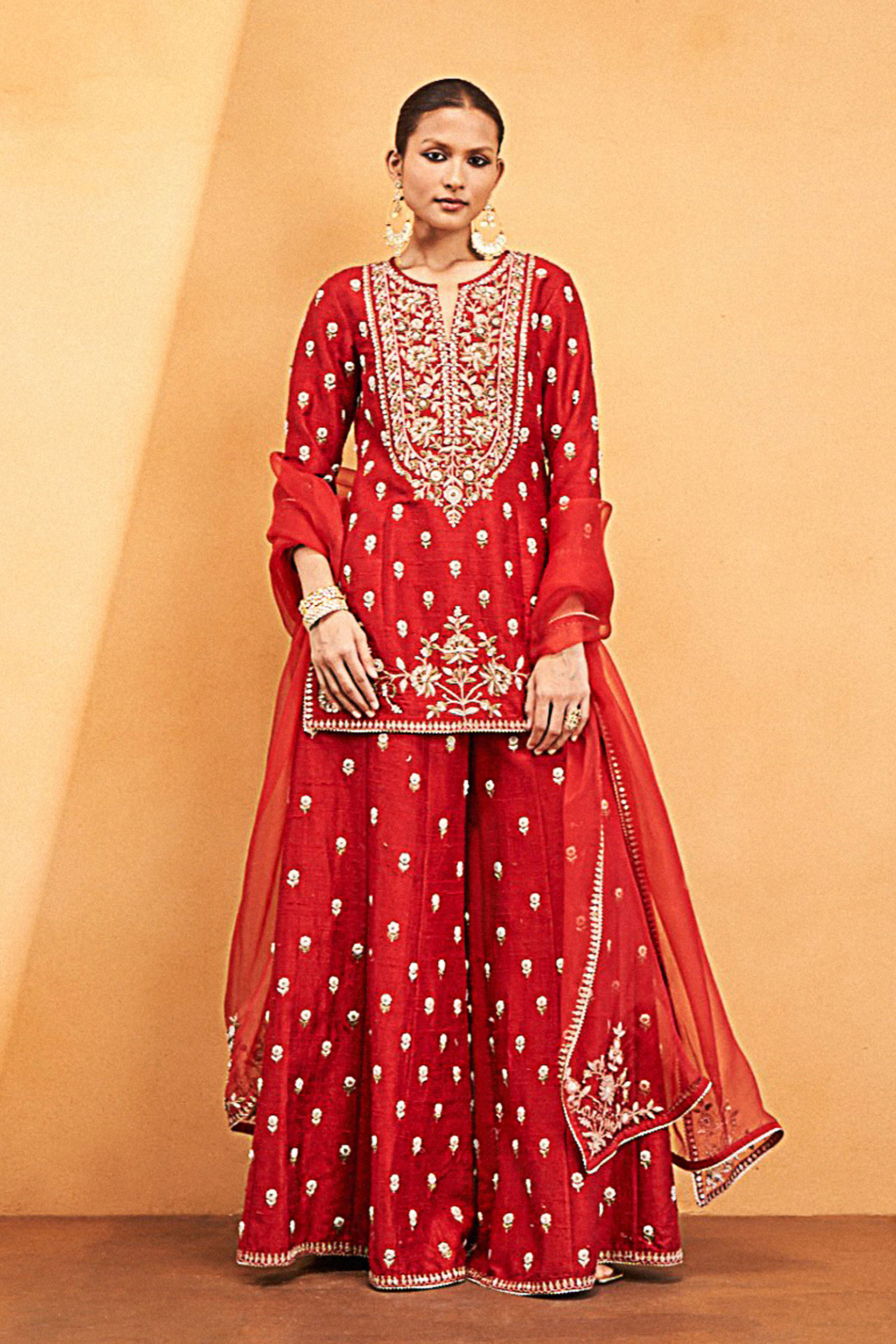Anita dongre suits online top