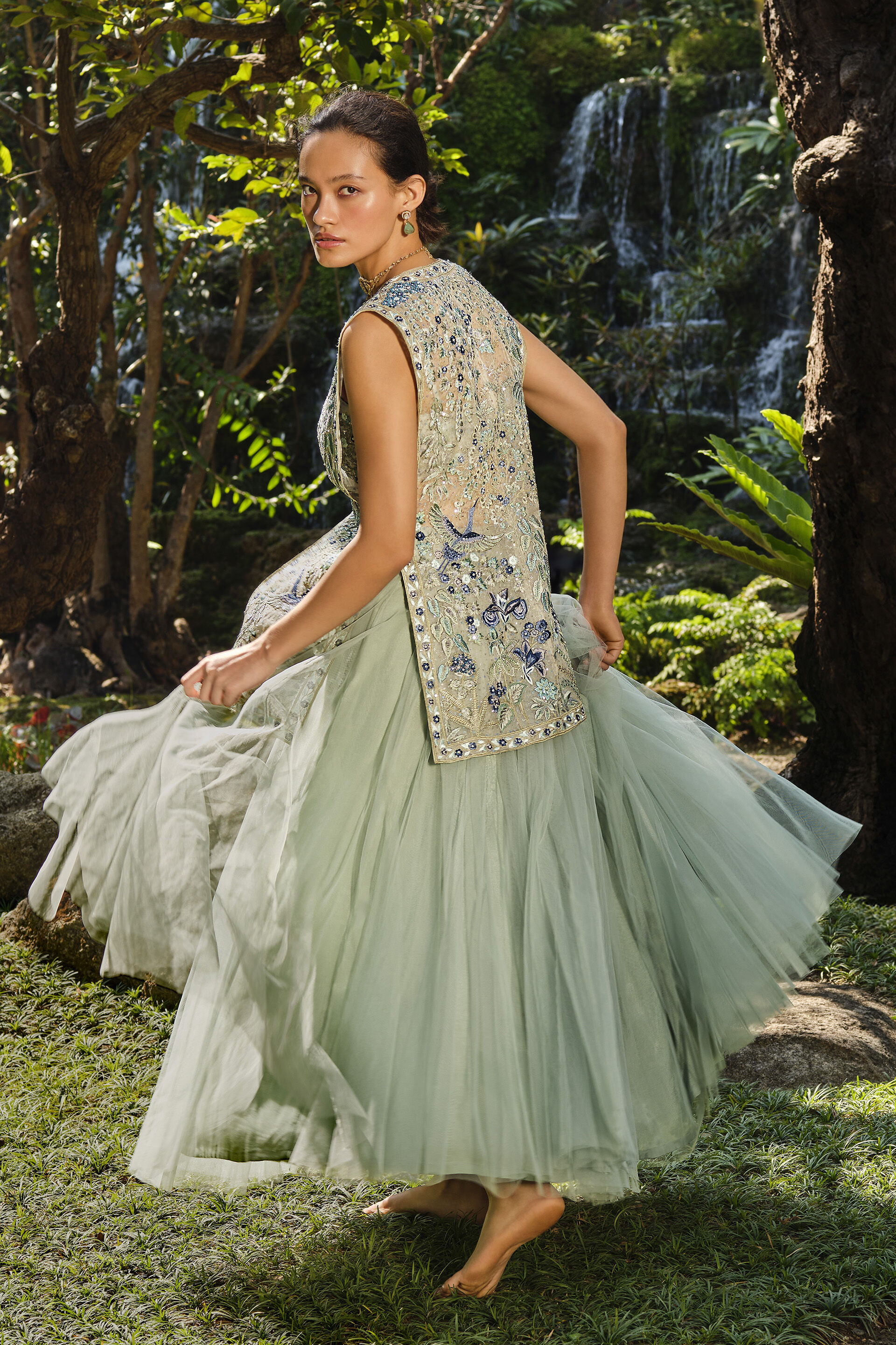 Ardis Embroidered Silk Skirt Set - Sage