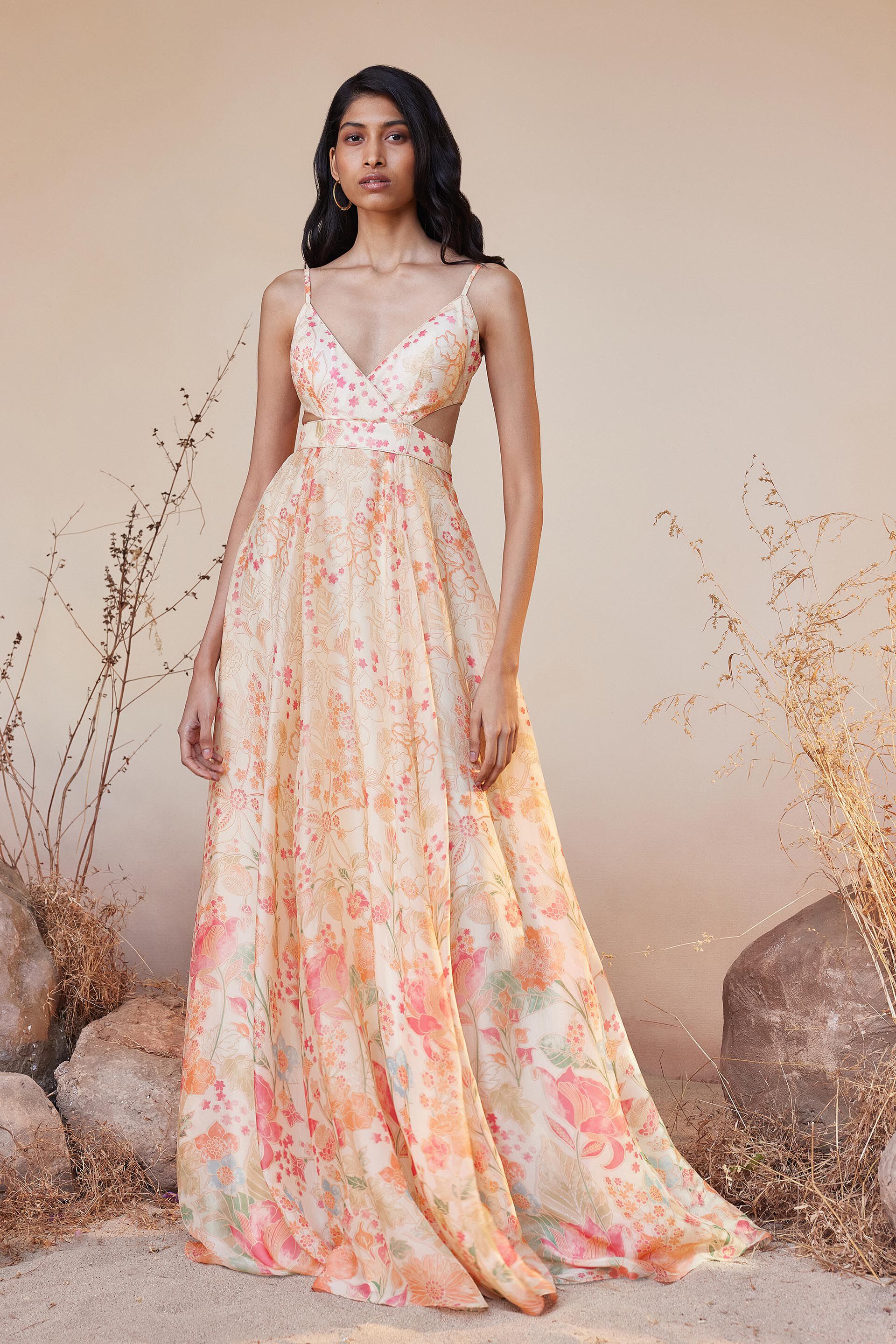 Alaya Gown Cream