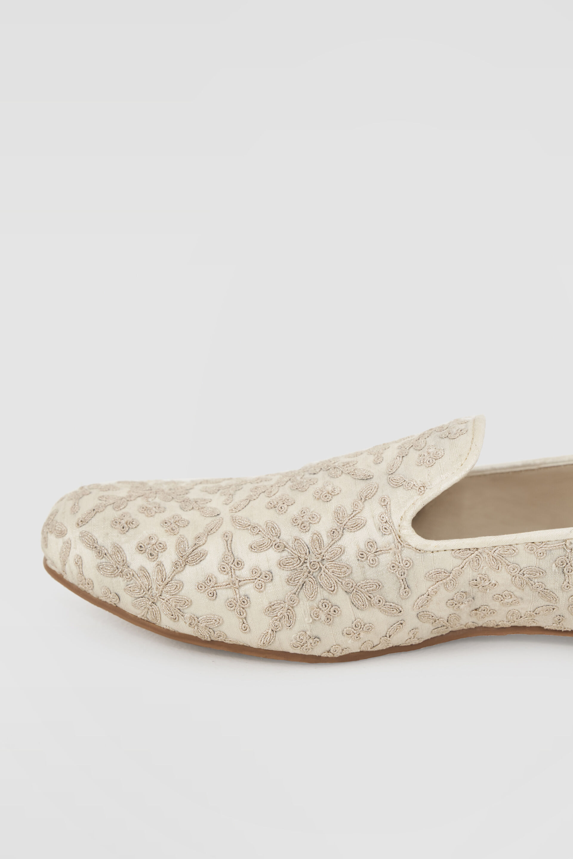 Buy Zane Shoes Off White for Men Online from Anita Dongre