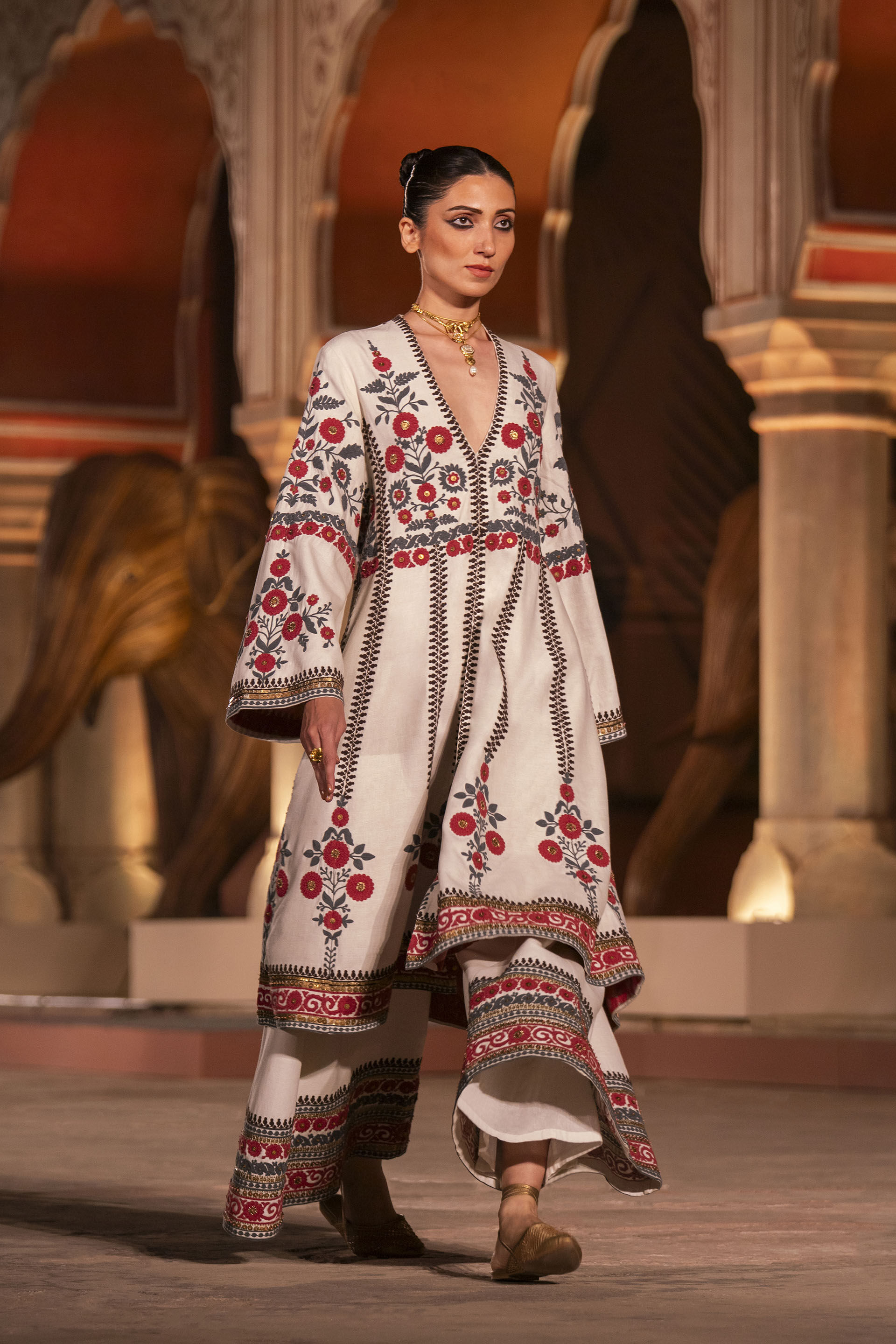 Anita dongre kurta shop