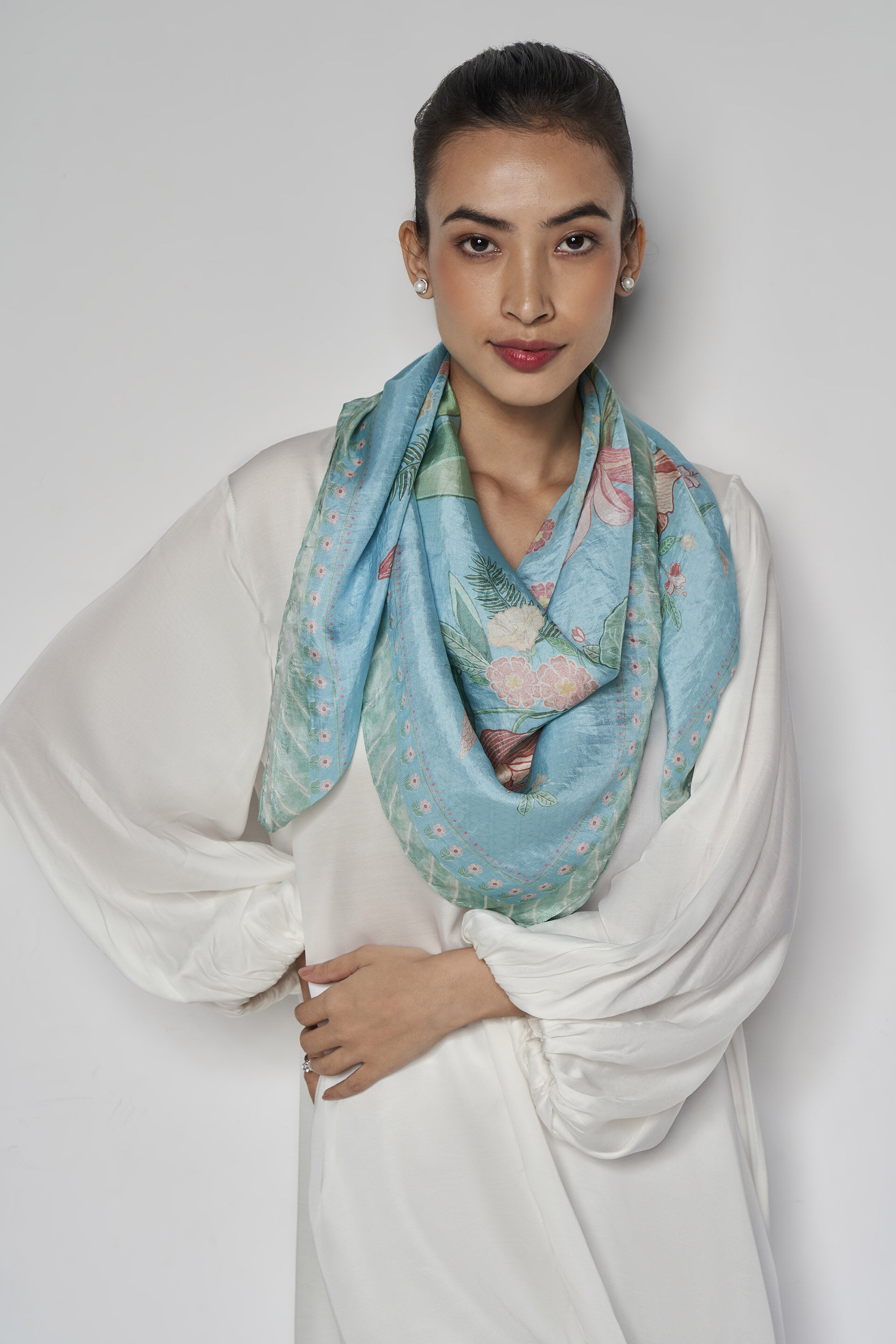 Anita dongre scarf deals