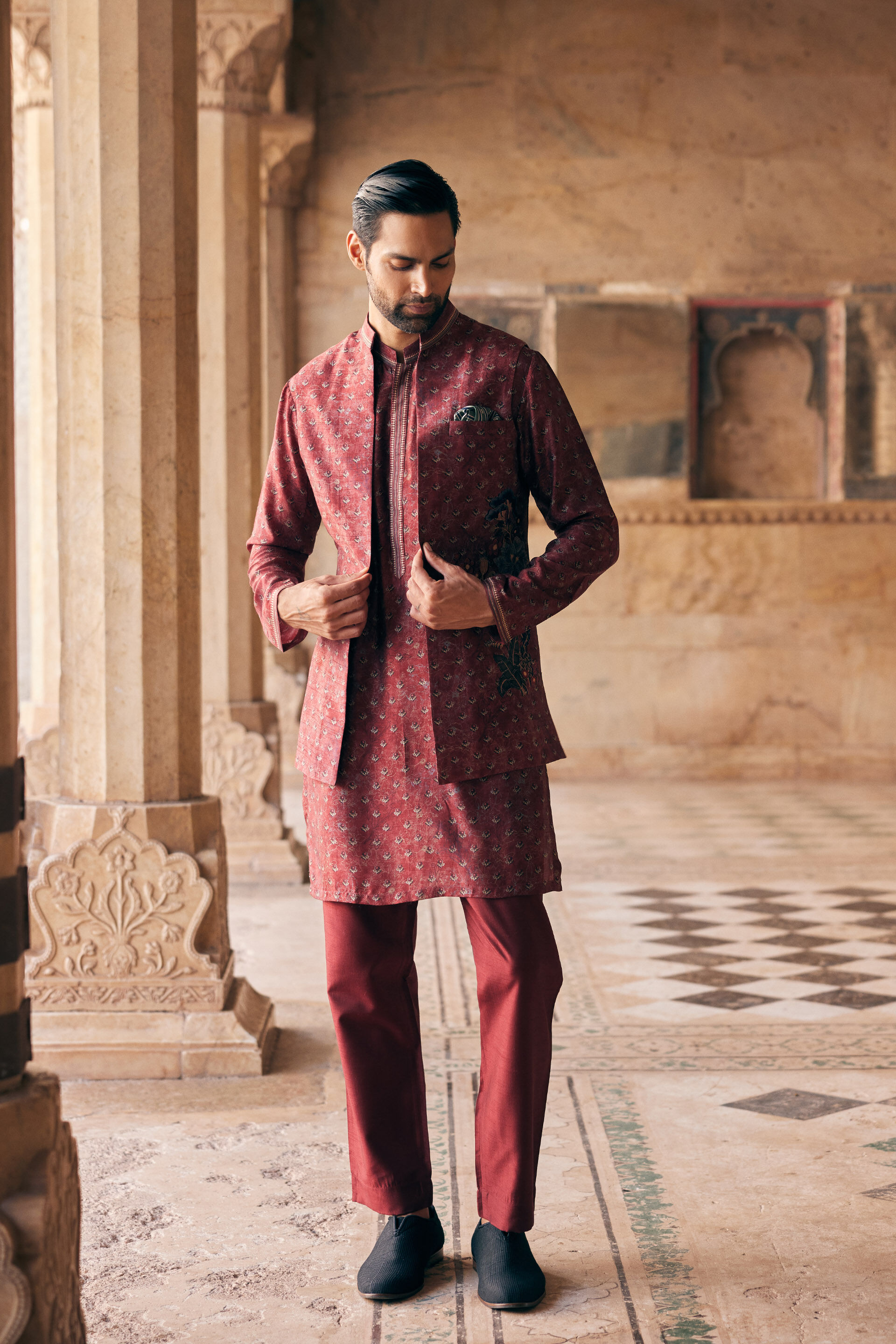 Nehru jacket for maroon kurta hot sale