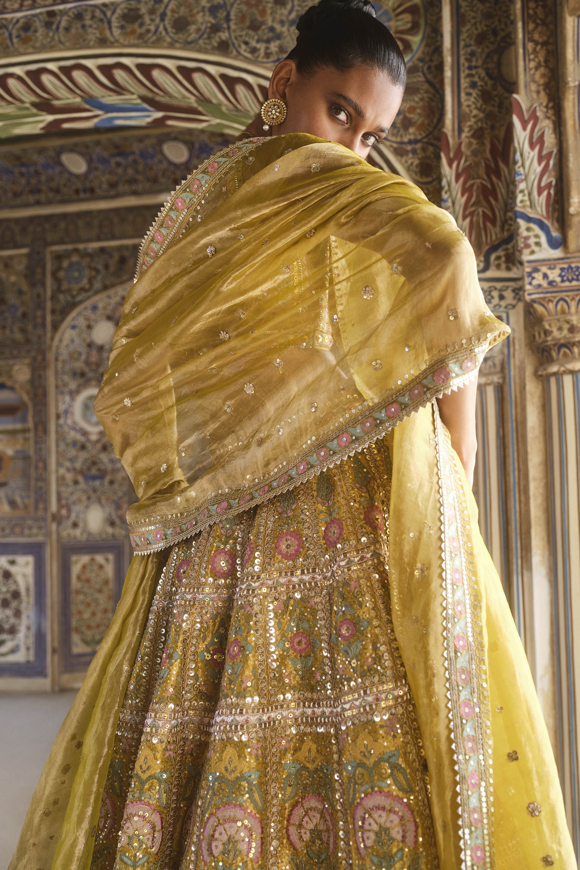 Gota patti lehengas online online