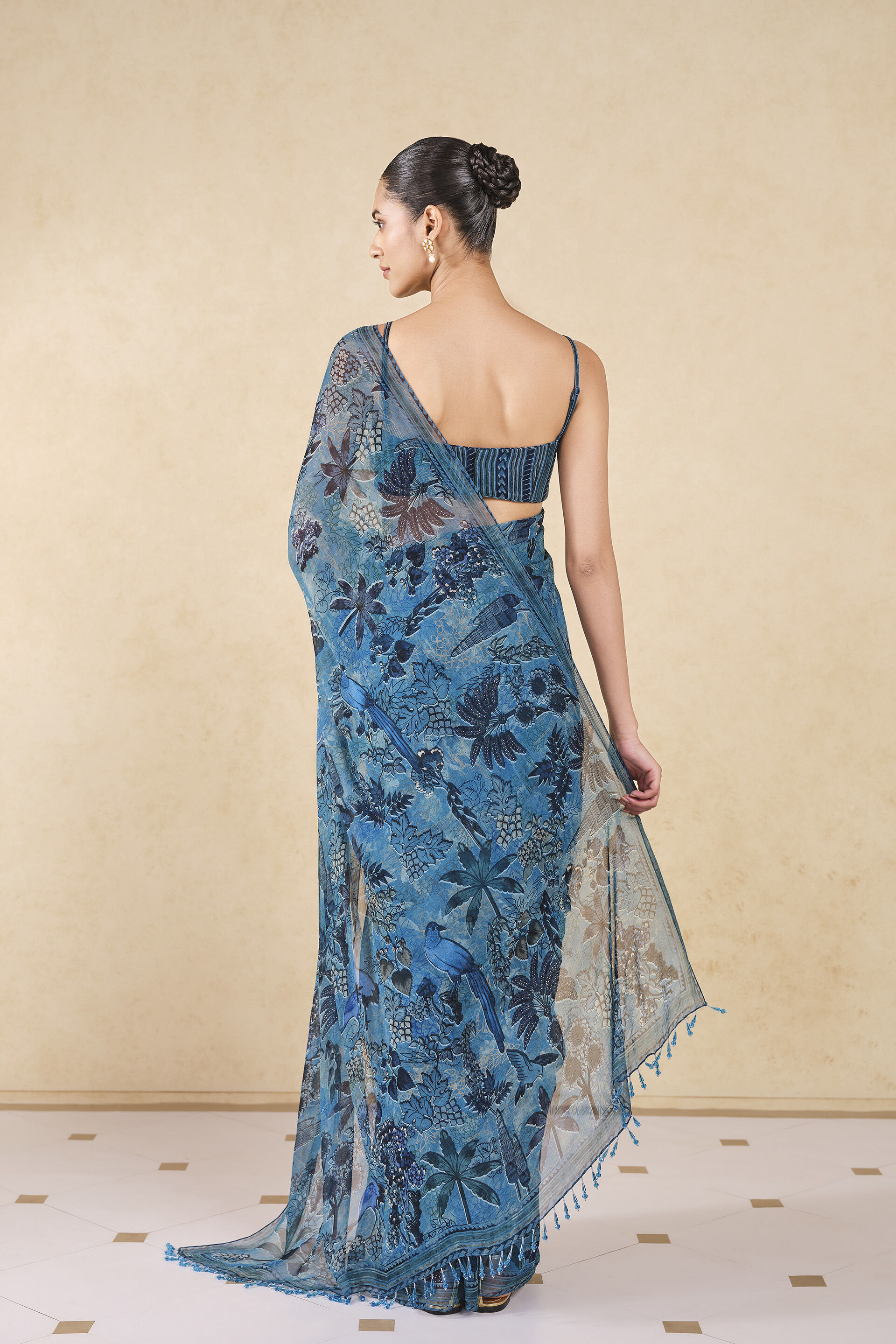 Avis Printed Saree - Blue, Blue, image 2