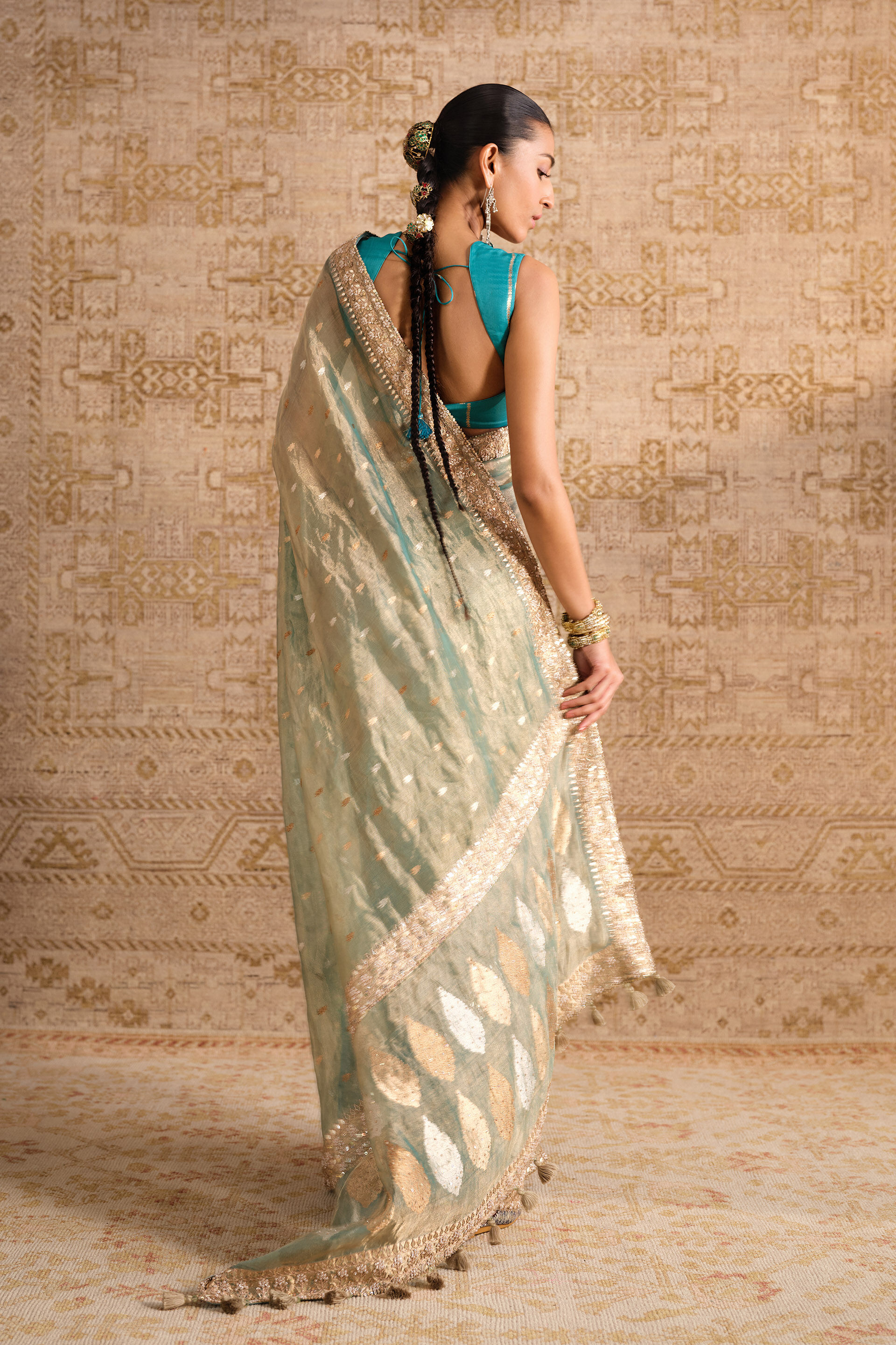 Vanjara Handwoven Benarasi Silk Saree - Gold