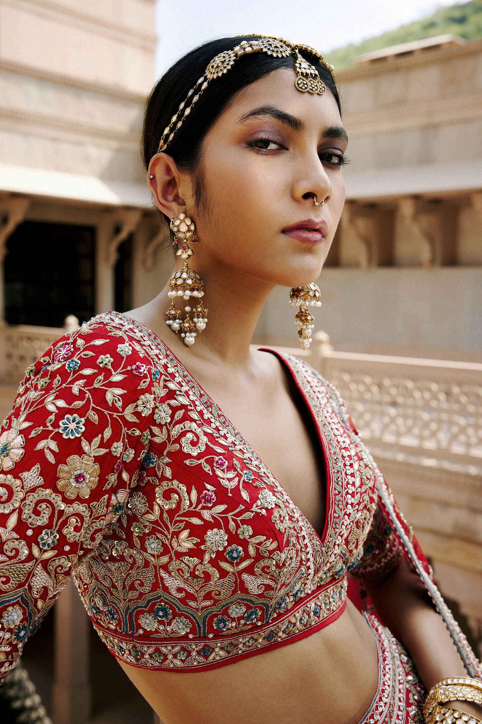 Designer Head Pieces: Bridal Maang Tikkas Online