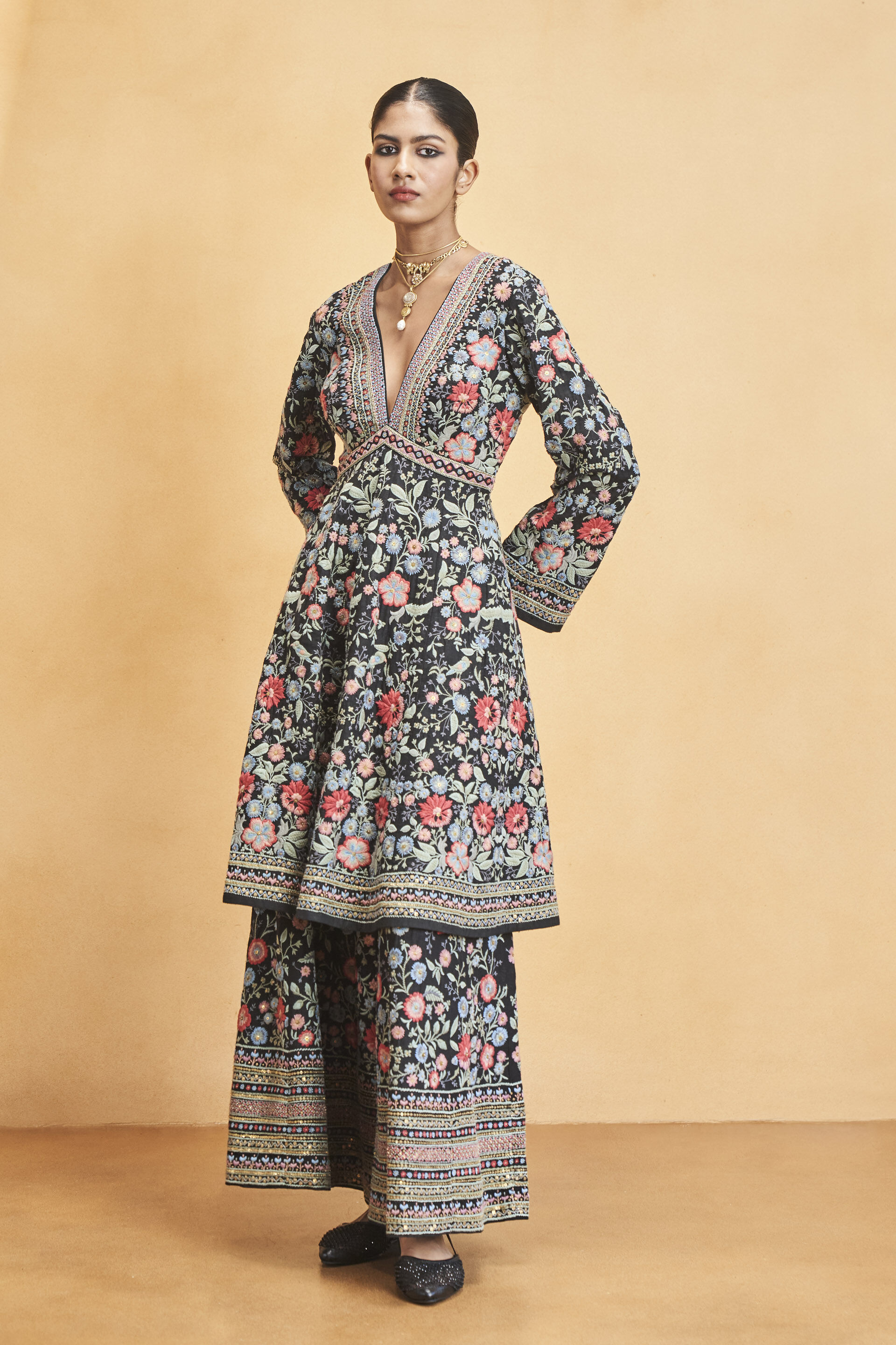 Floral Ballad Embroidered Zardozi Silk Kurta Set - Black, Black, image 2