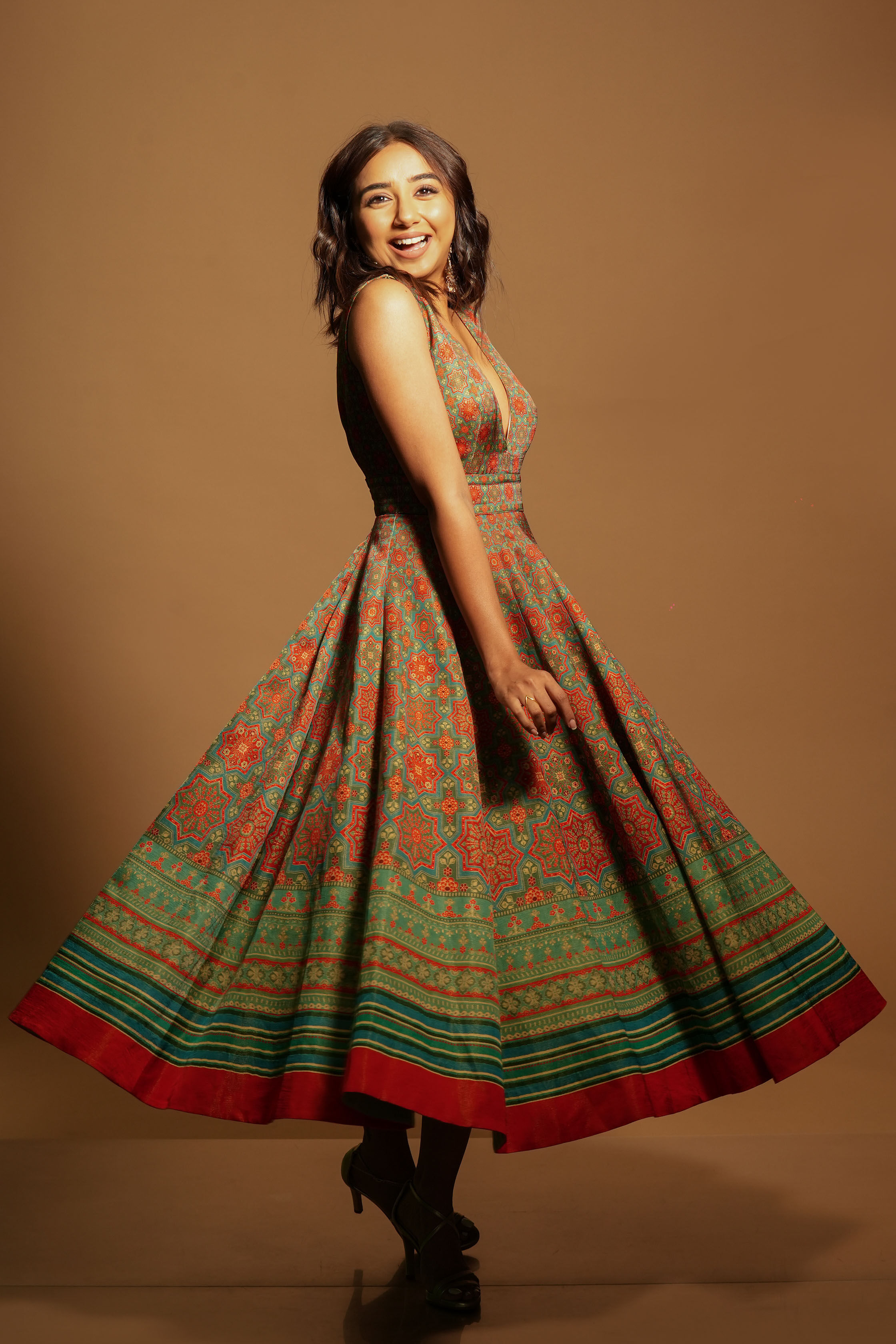 Actress dress online shop