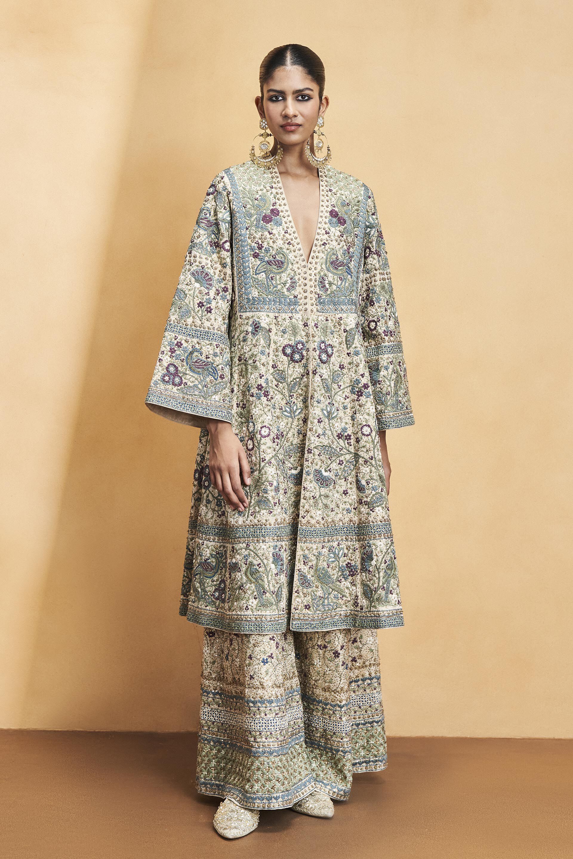 Flora and Fauna Zari Kurta Set - Gold