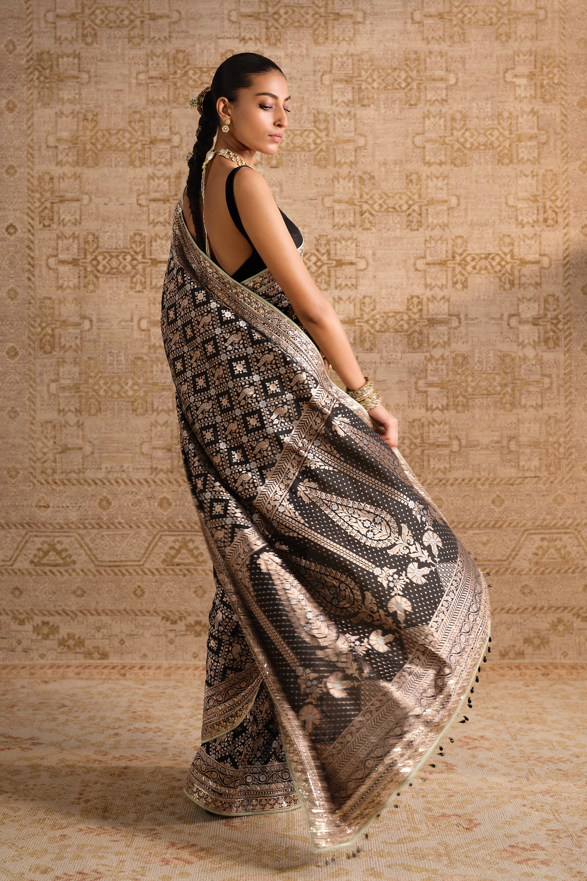 Nirjara Handwoven Benarasi Silk Saree - Black, Black, image 6