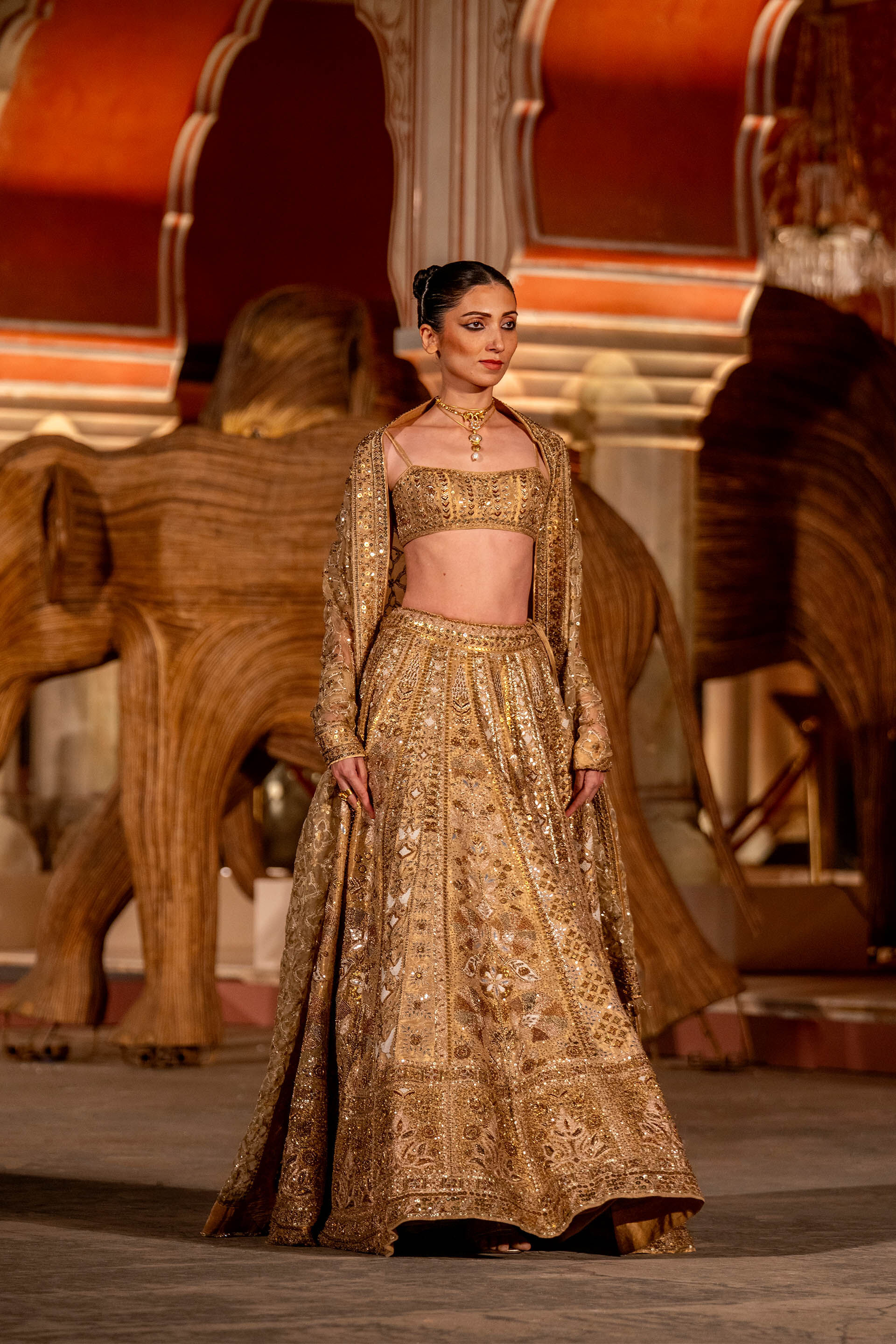 Details 225+ anita dongre bridal lehenga cost super hot