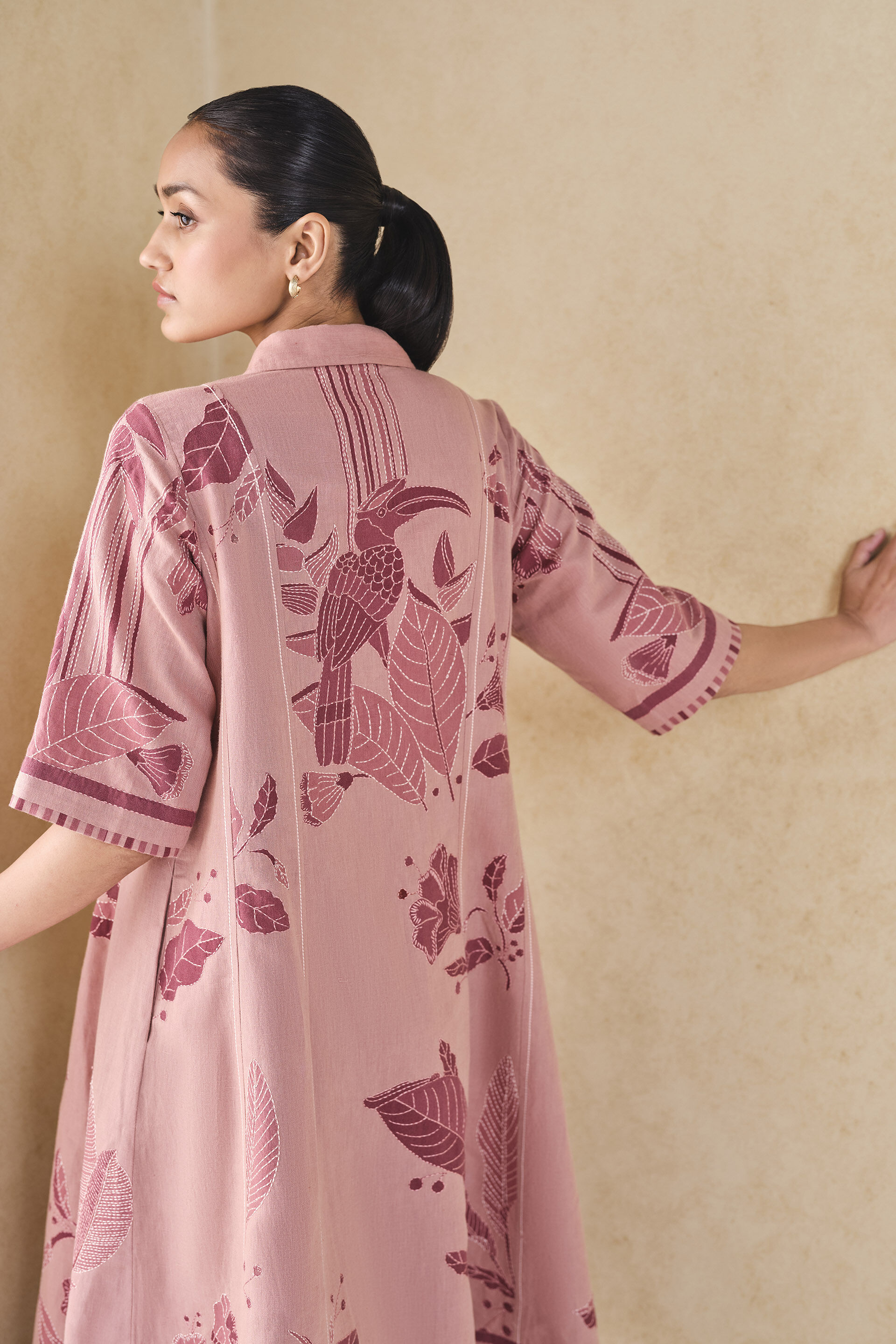 Buy Designer Fig Hand-embroidered Kantha Linen Dress - Pink Online fro