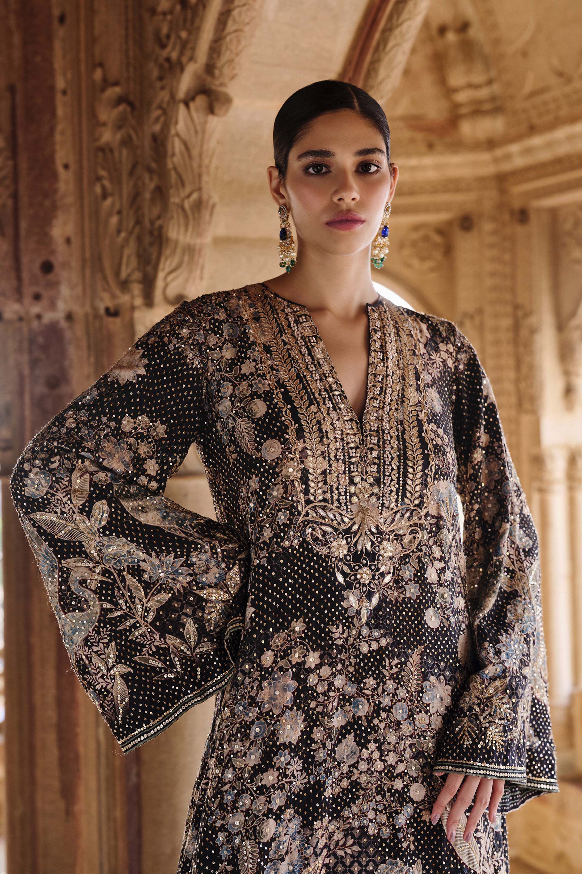 Izar Printed Sequin Kaftan Black