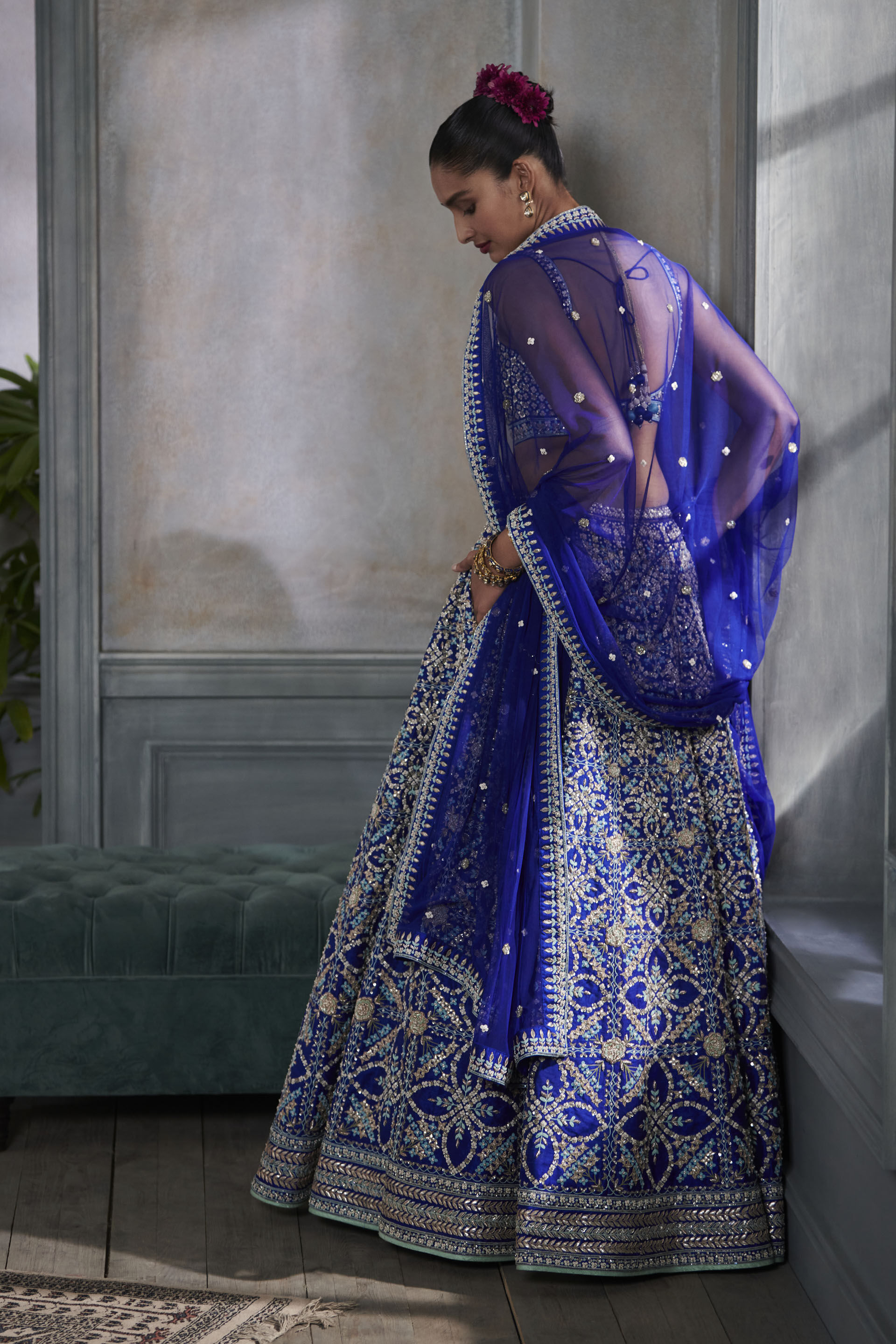 Buy Bridal Vanishri Lehenga Set Blue Online from Anita Dongre