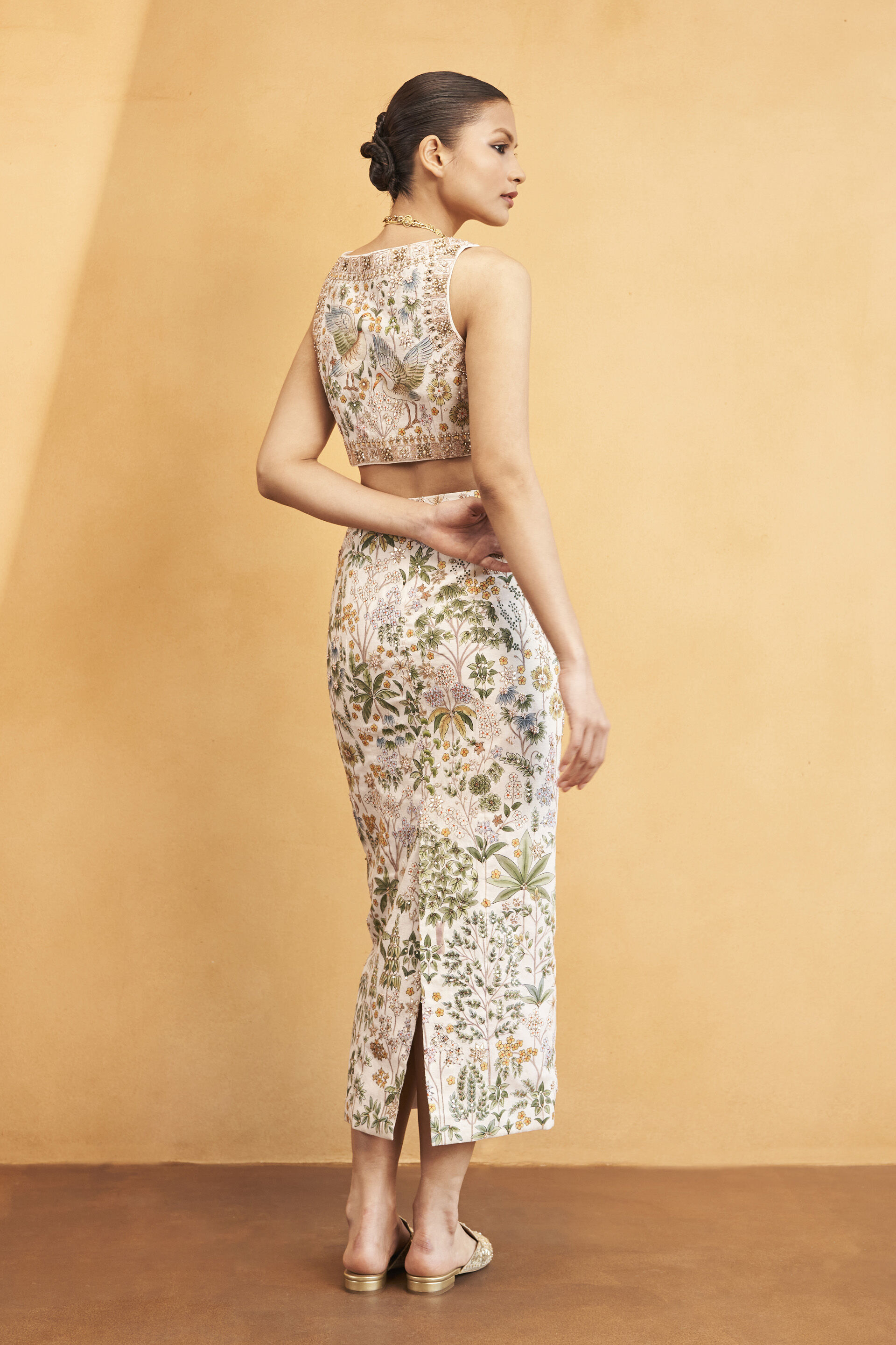 Into The Tropics Hand-painted Pichhwai Silk Skirt Set - Cream