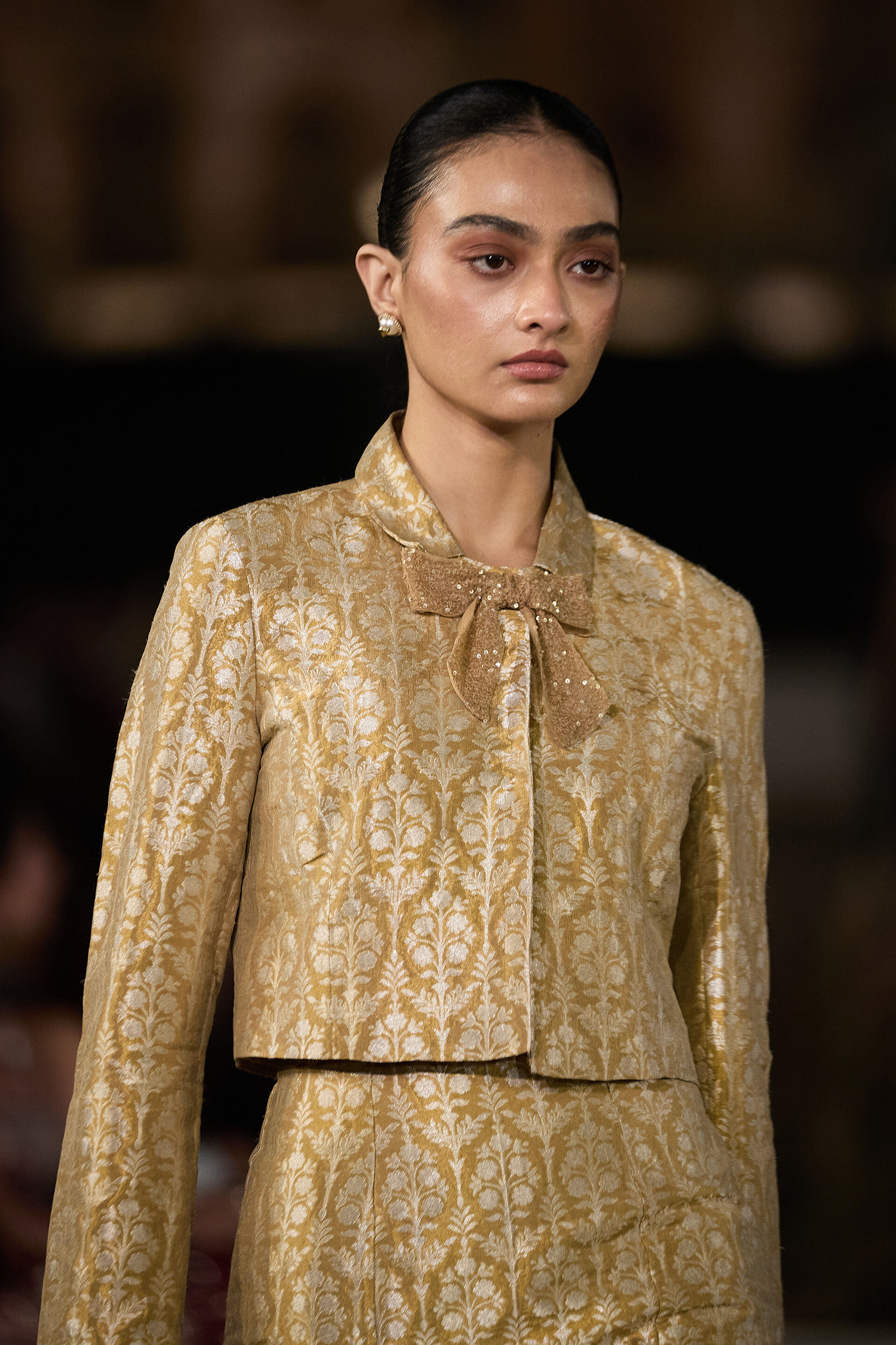 Florise Handwoven Benarasi Silk Skirt Set - Gold