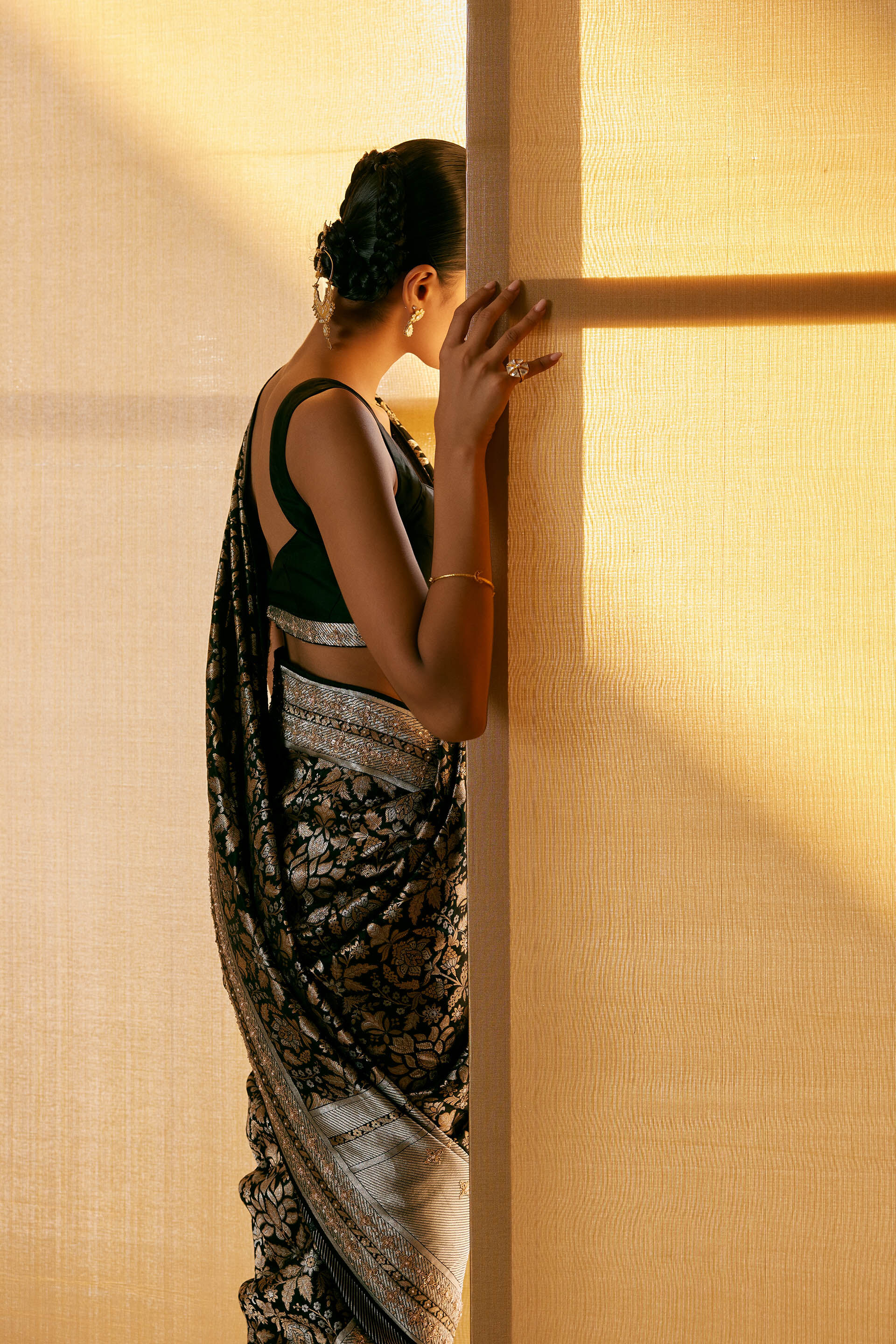 Bhaanavi Handwoven Benarasi Silk Saree - Black, Black, image 5