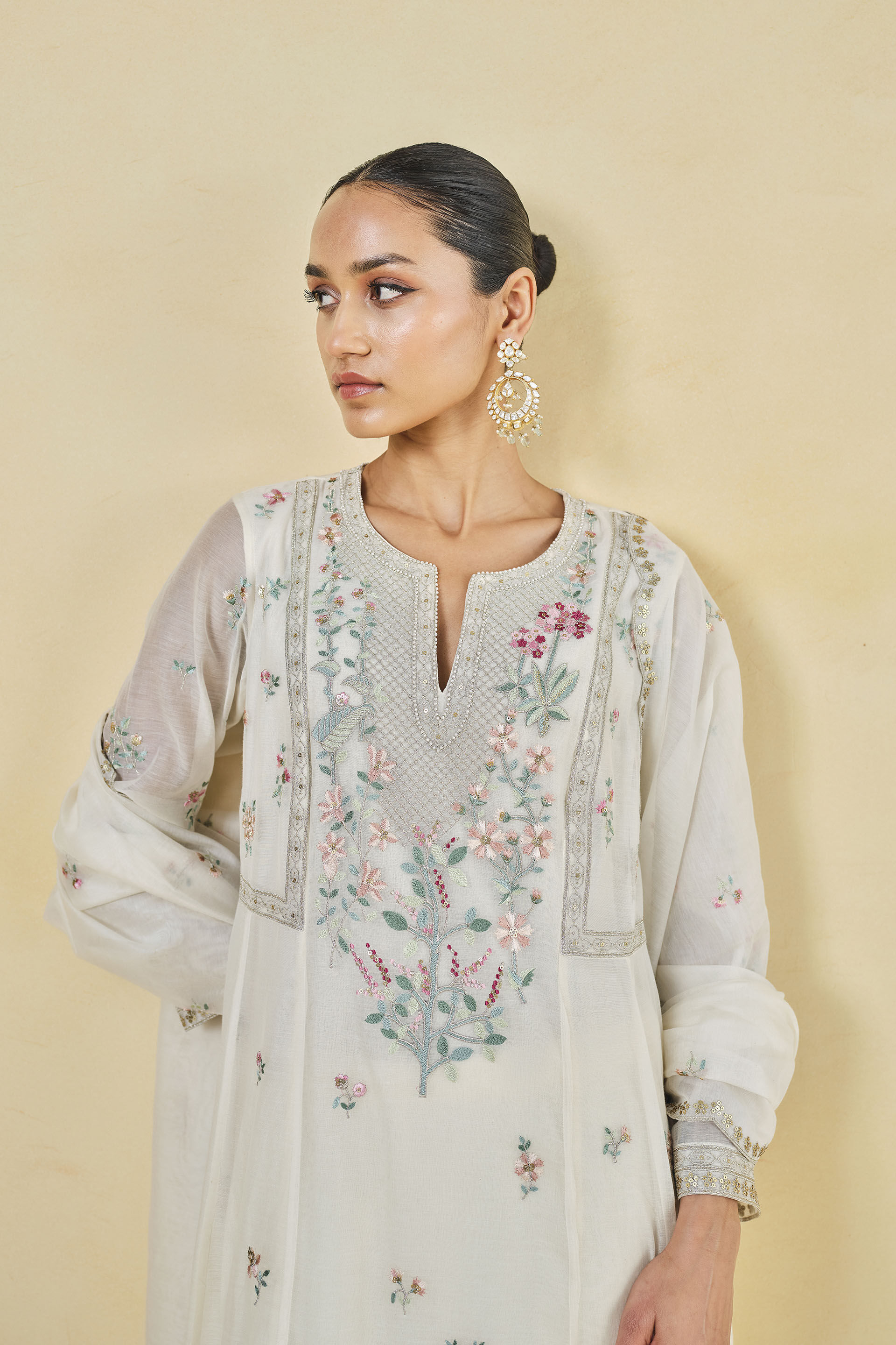 Anita dongre sale online 2025