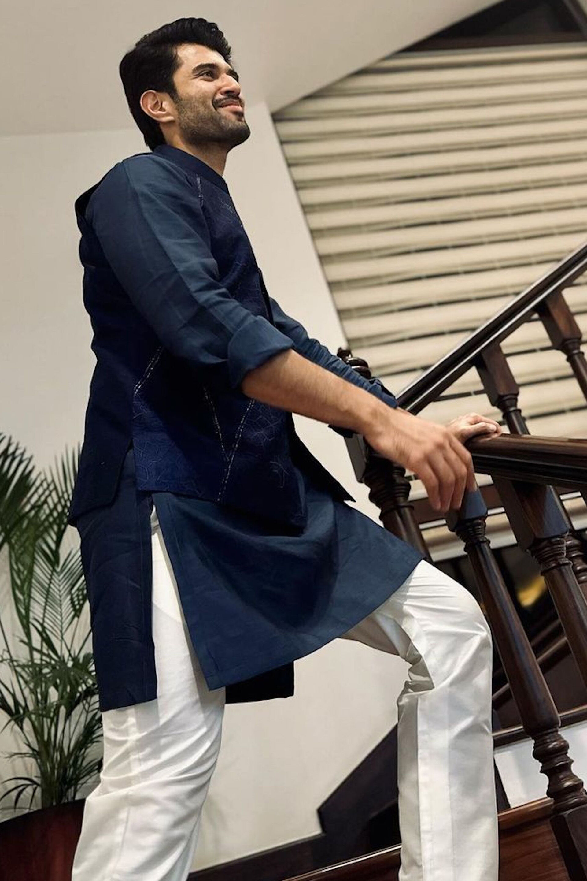 Naim Embroidered Silk Nehru Jacket - Navy, , image 2