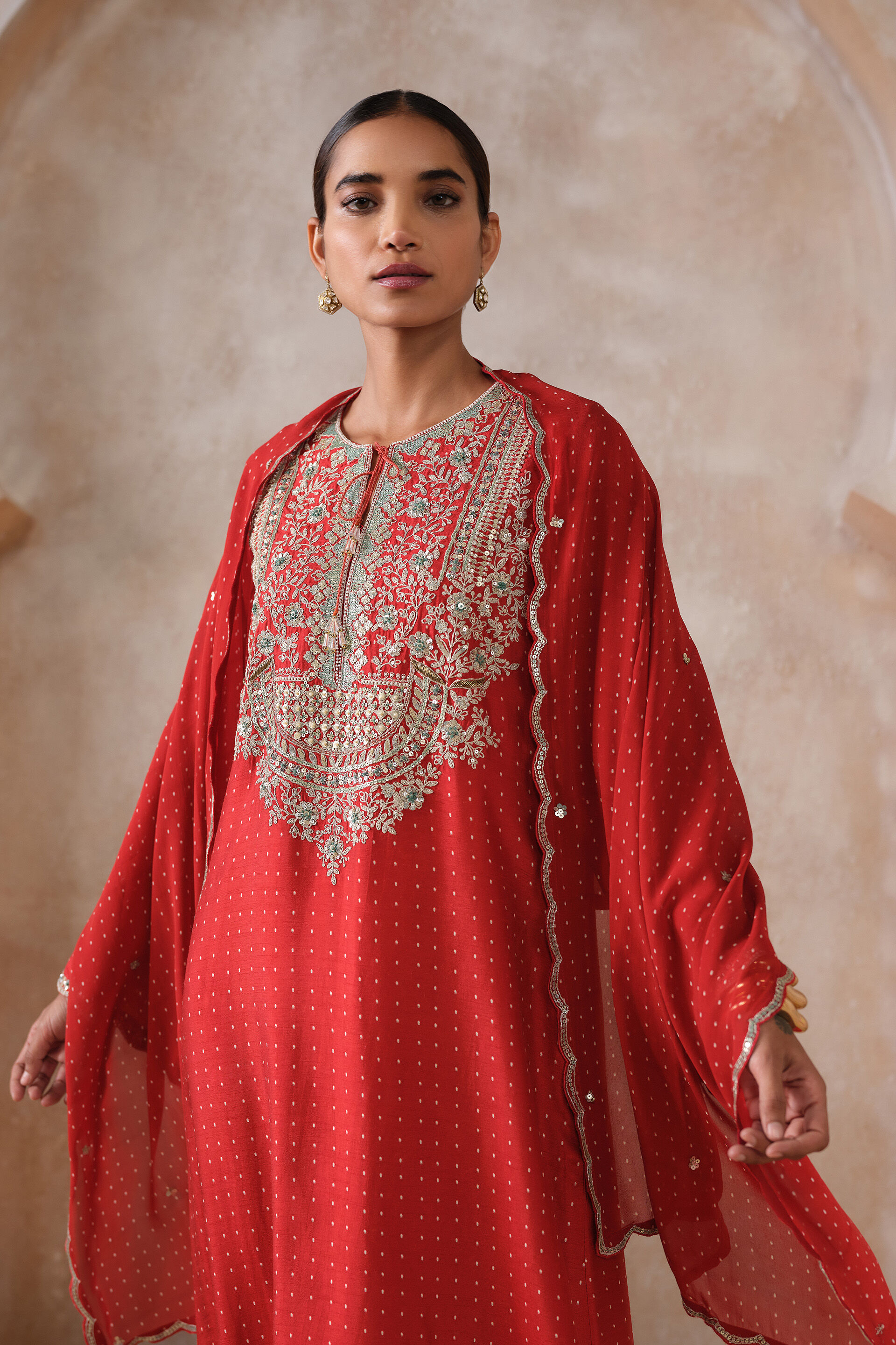 Gulnora Embroidered Stole - Red