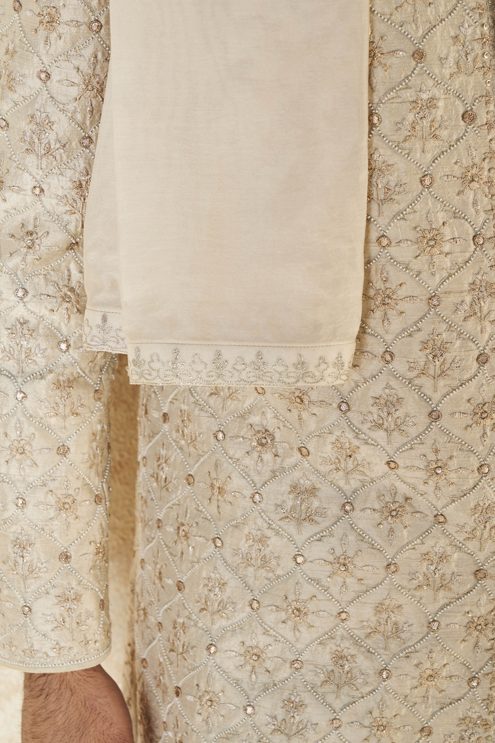 Irvan Silk Safa Gold