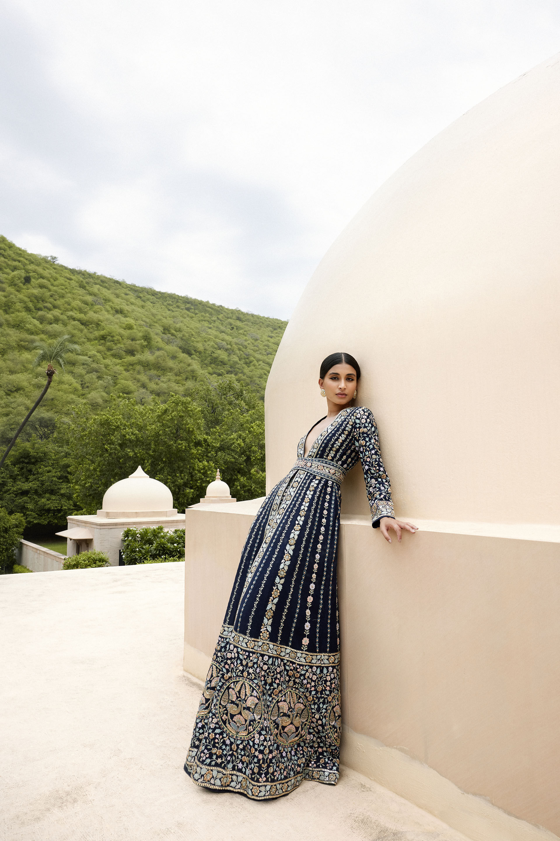 Akila Zardozi & Resham Silk Jacket Set - Navy Blue