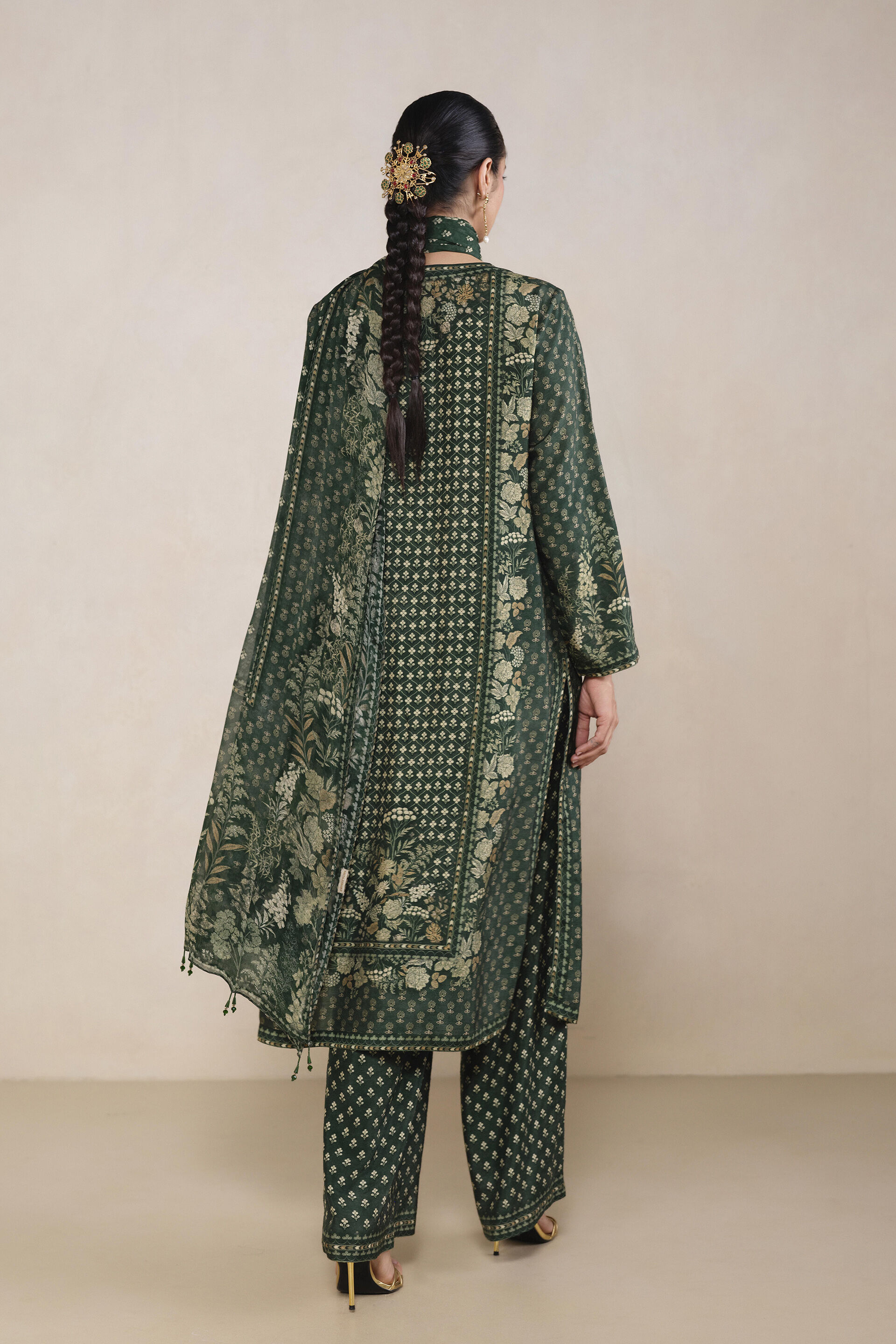 Kriti Printed Suit Set in Green