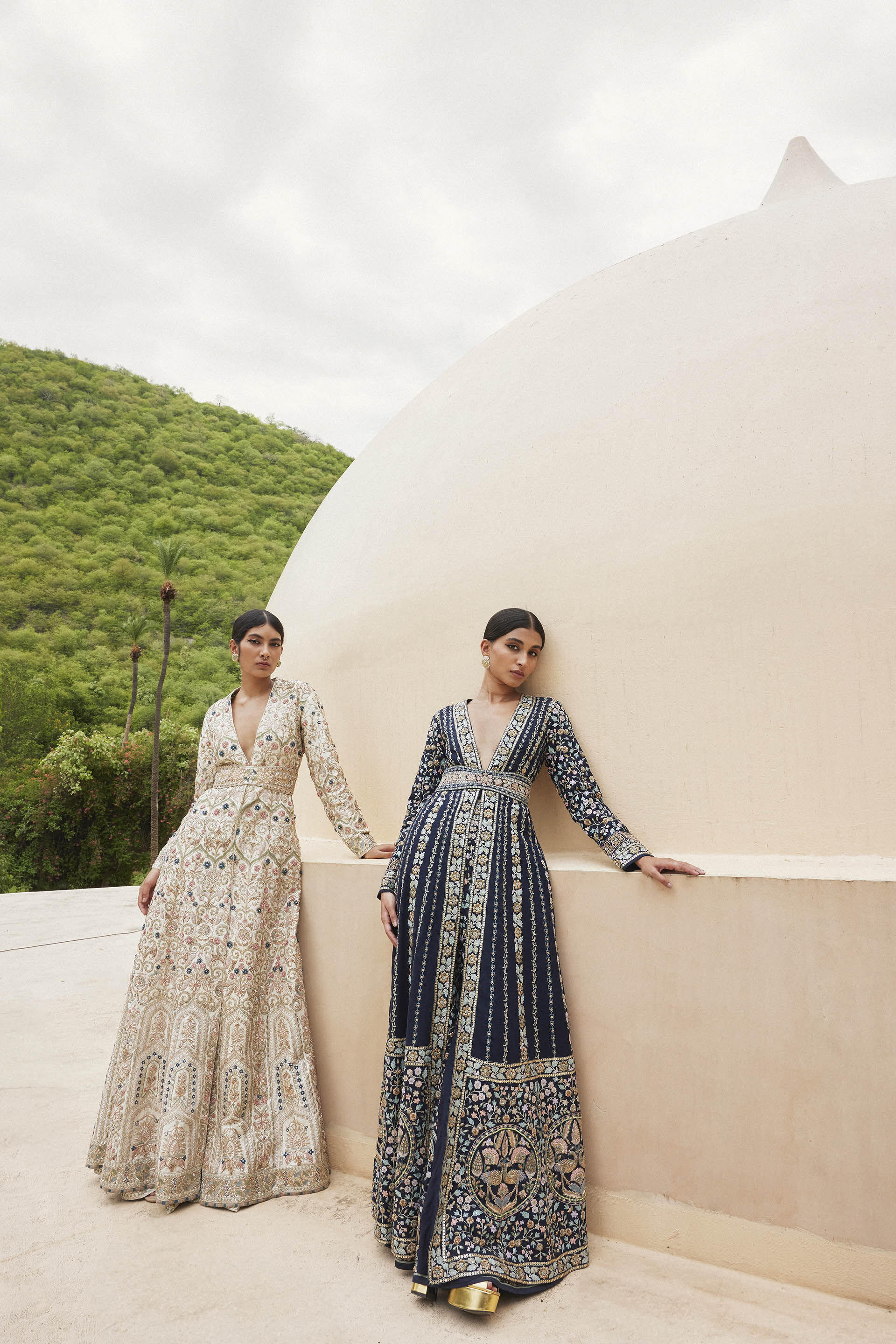 Hrida Zardozi & Resham Silk Jacket Set - Ivory