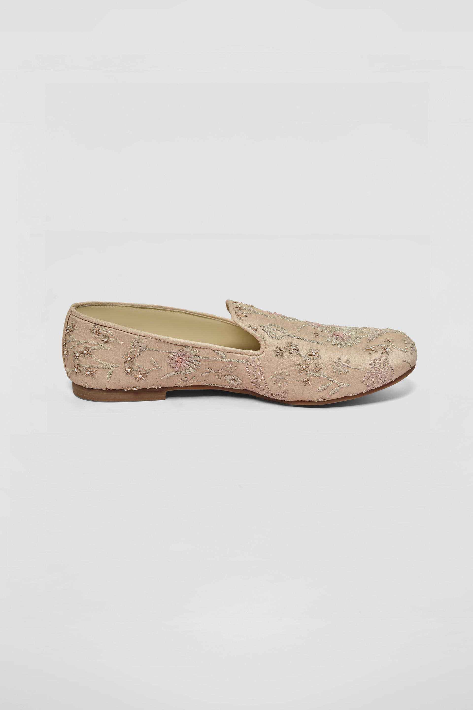 Rihan Embroidered Silk Mojris - Champagne, Champagne, image 3