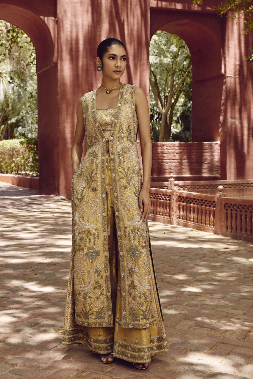 Buy Wedding Dresses for Bride & Women Online | Anita Dongre Buy Wedding Dresses for Bride & Women Online | Anita Dongre