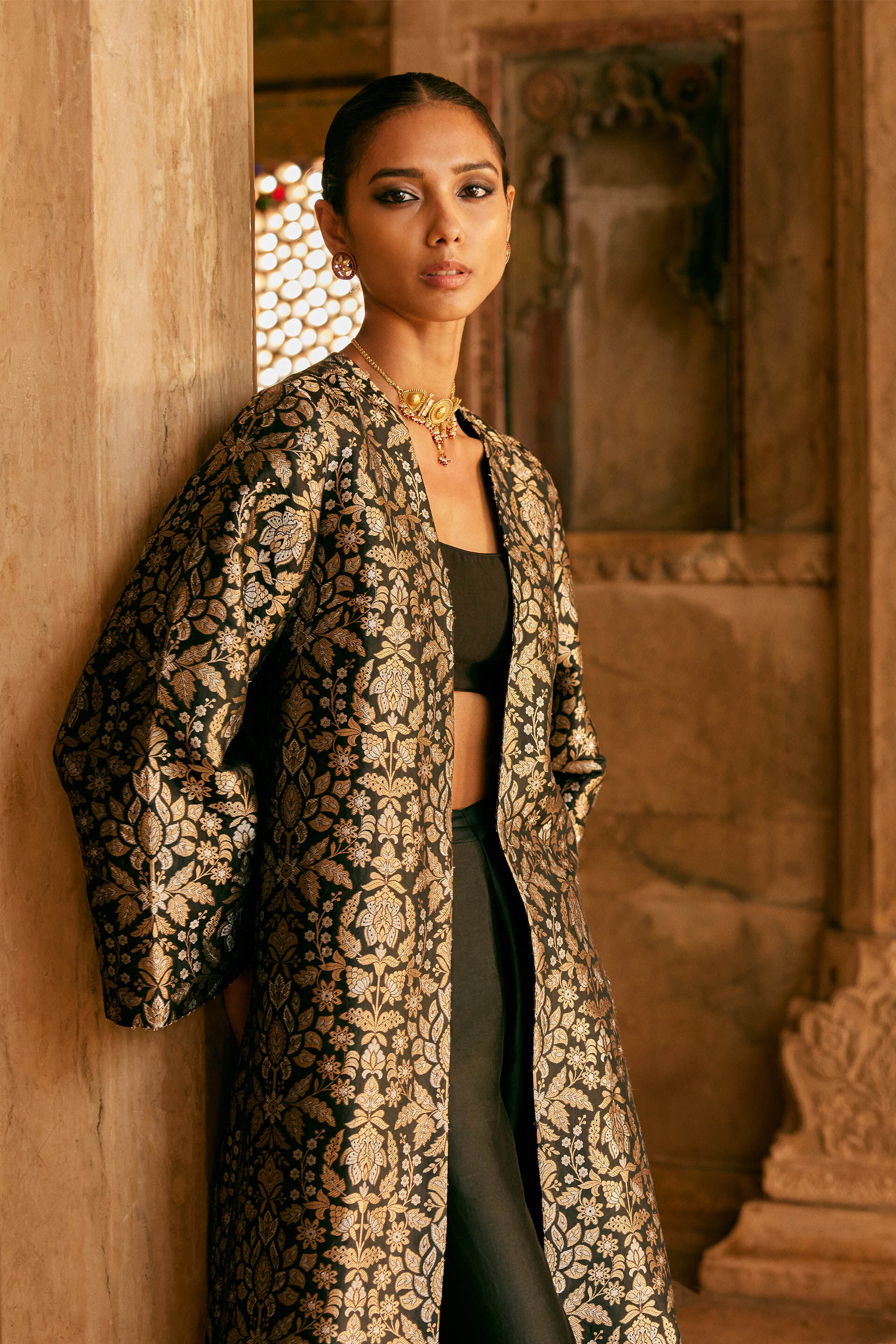 Tamadur Handwoven Benarasi Silk Jacket Set - Black, Black, image 3