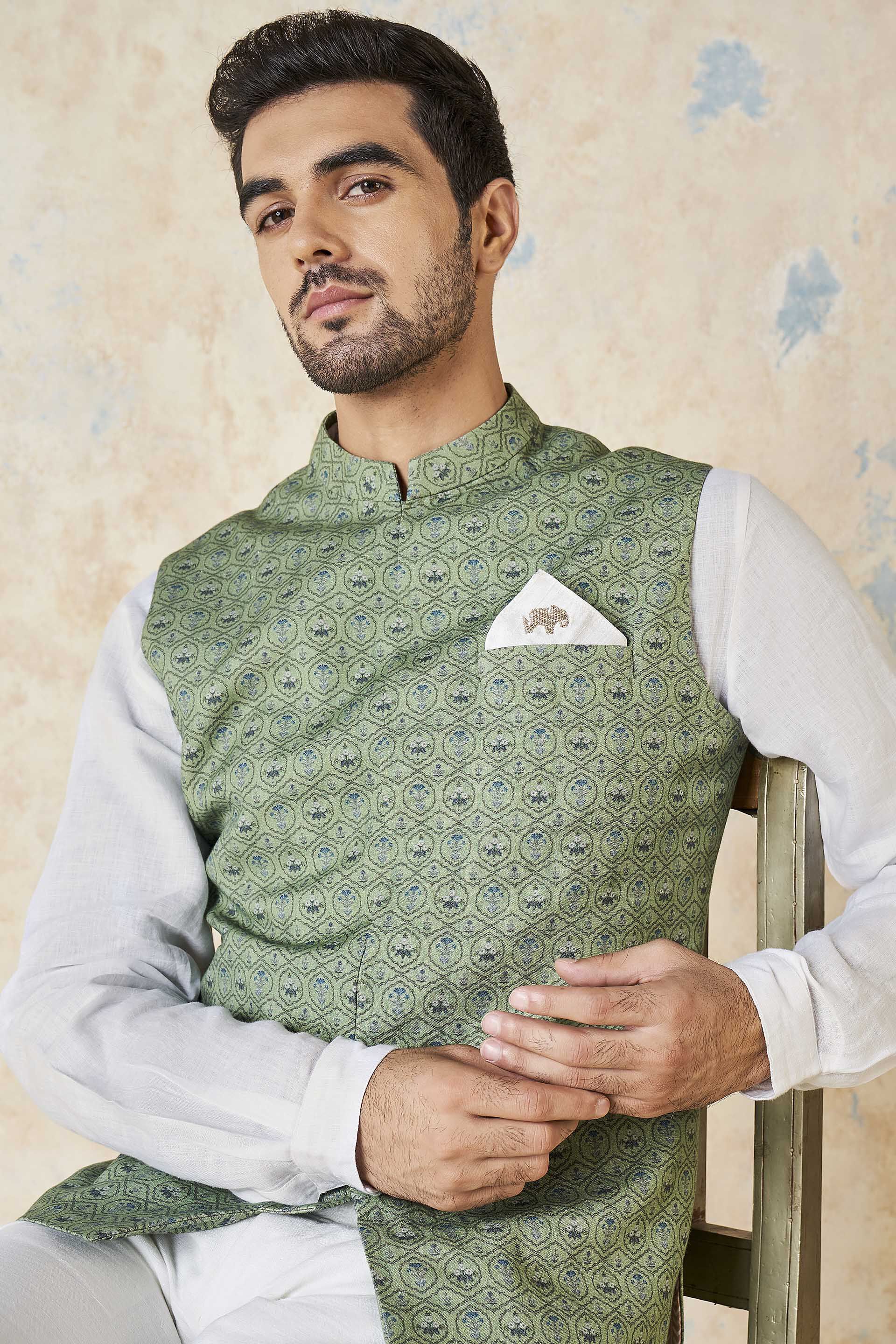 Buy Arman Pocket Square Ivory for Men Online from Anita Dongre