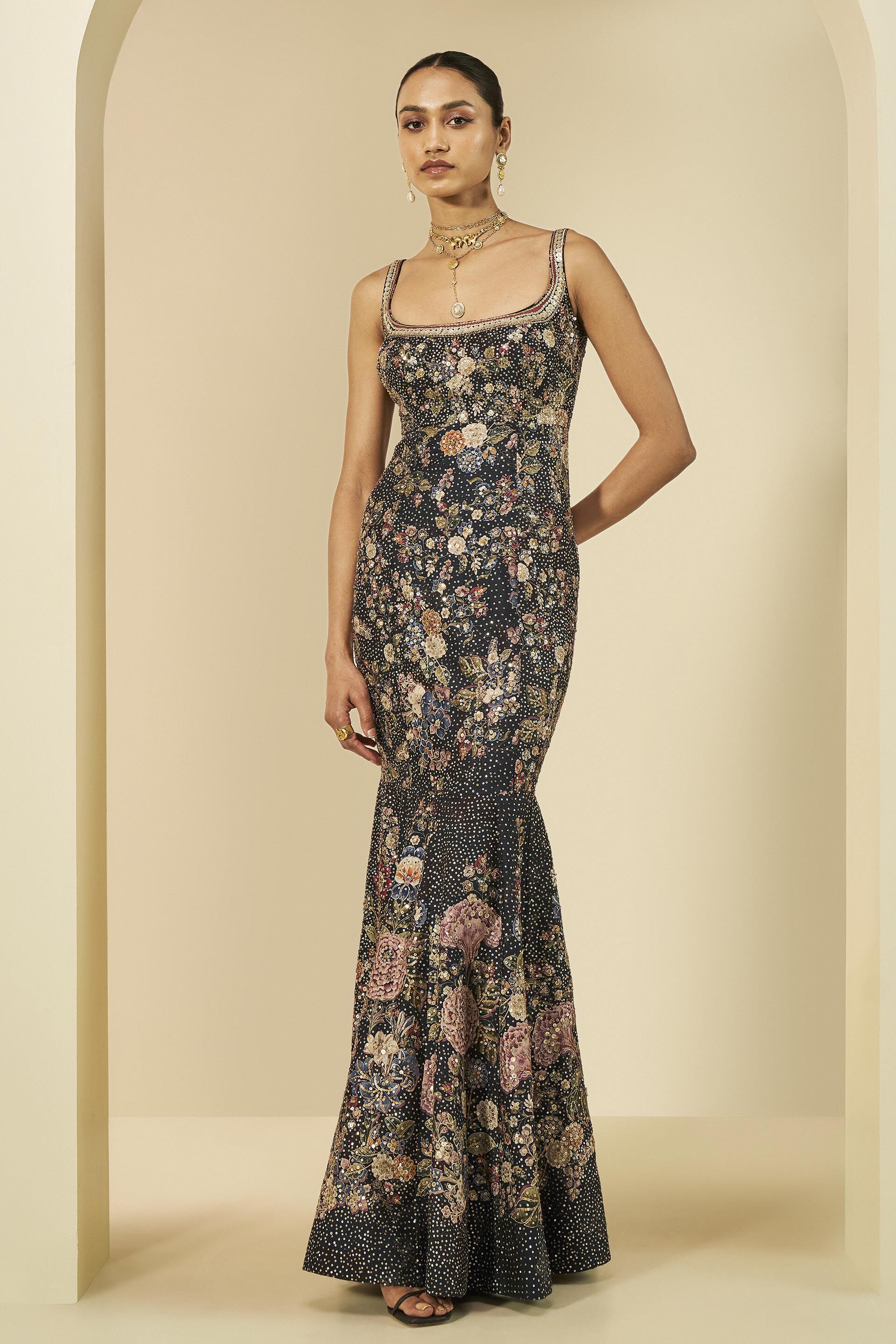 Buy Designer Party Wear Gowns and Evening Gowns Online at Onaya