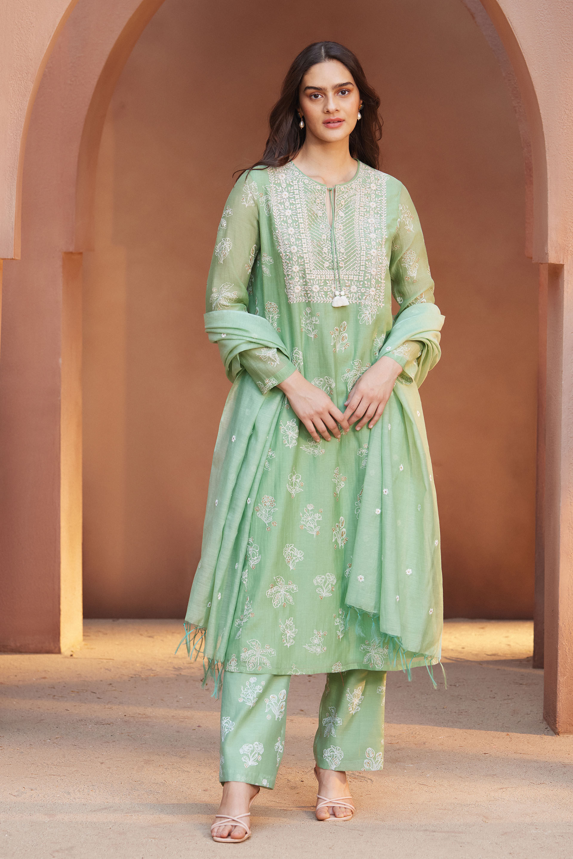 Anita dongre suit deals